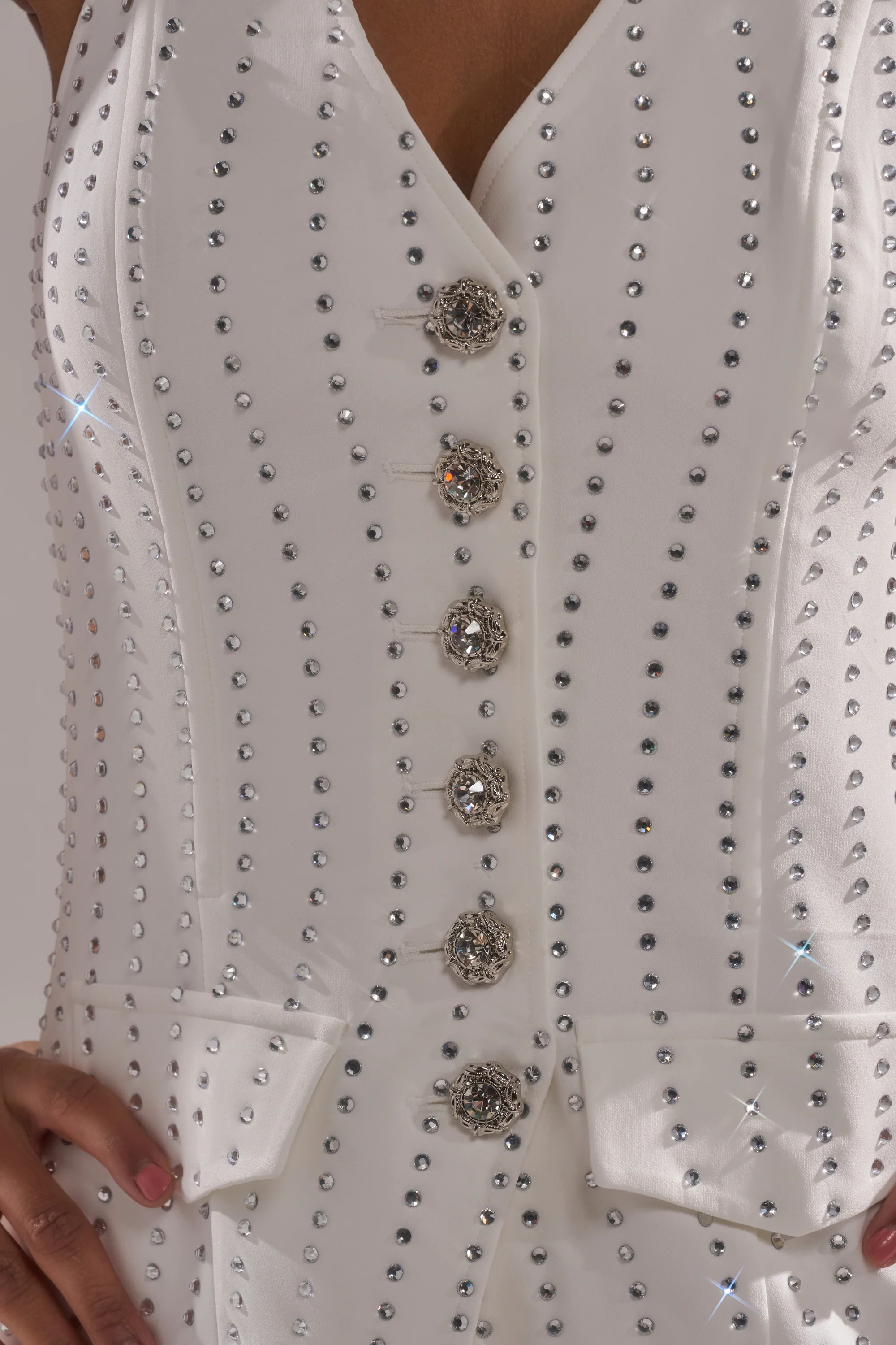 NEW YEARS QUEEN VEST IN WHITE - Image 7
