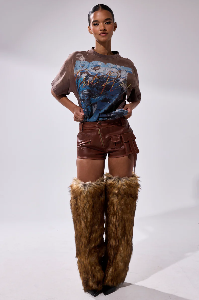 NICOLETTE FAUX LEATHER SHORT - Image 2