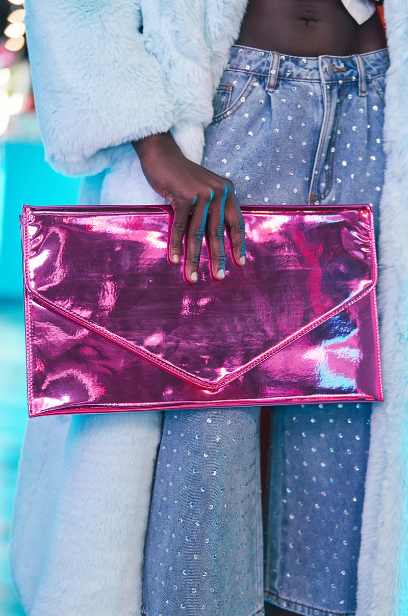 NIKKI CHROME OVERSIZED CLUTCH
