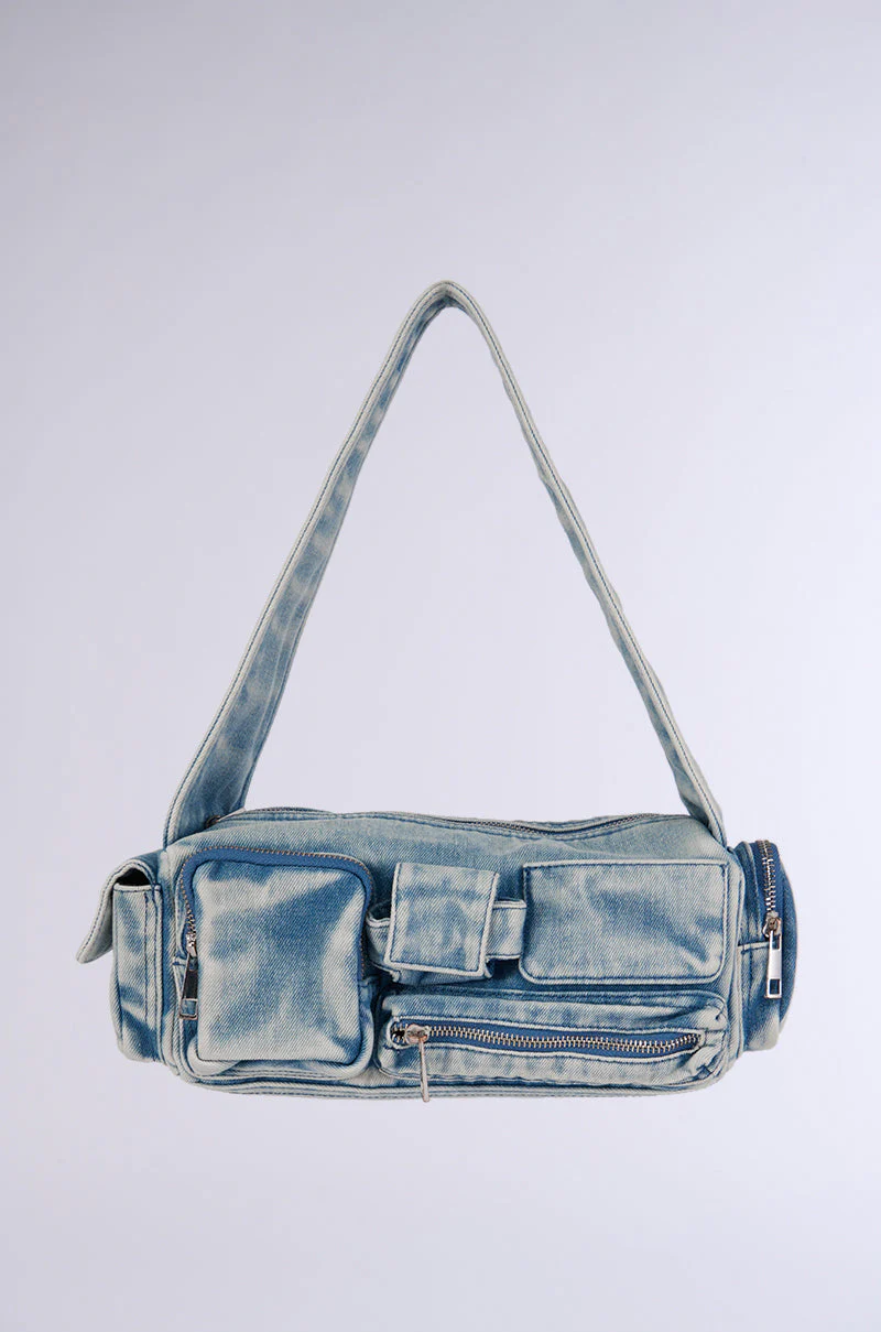 NO BLUES DENIM CARGO PURSE