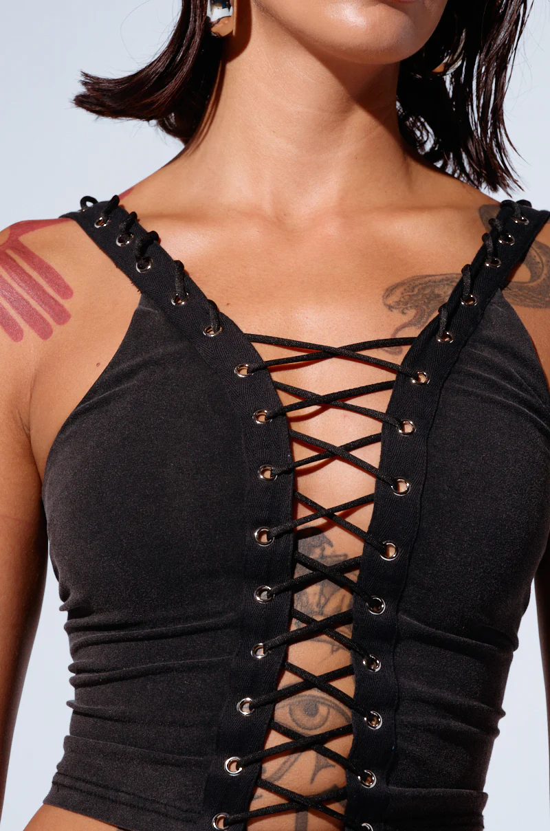 NOTHING BUT LOVE CUTOUT TANK - Image 6