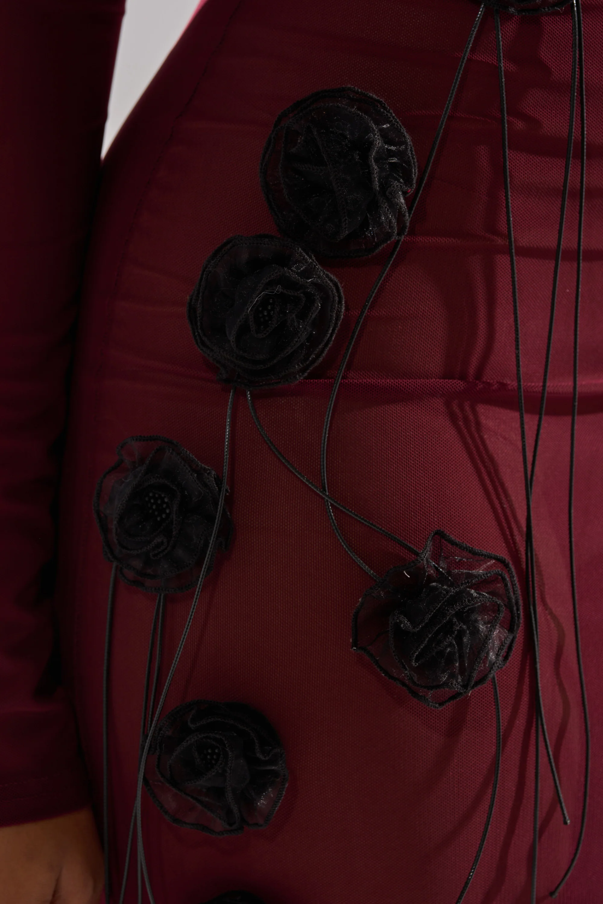 OBVIOUSLY MESH MIDI DRESS IN BURGUNDY - Image 7