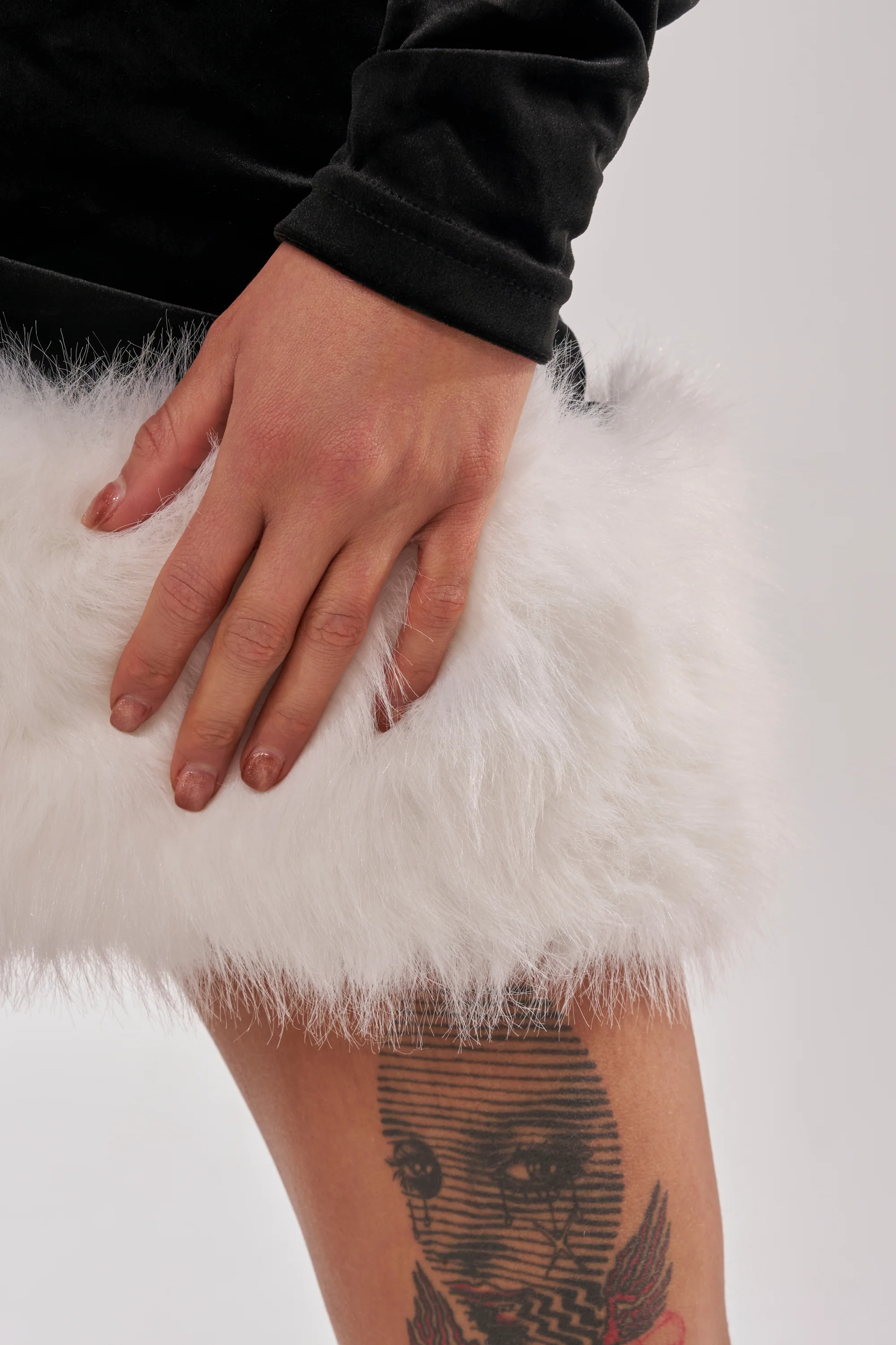 OH BABY VELVET MINI DRESS WITH FUR TRIM - Image 11