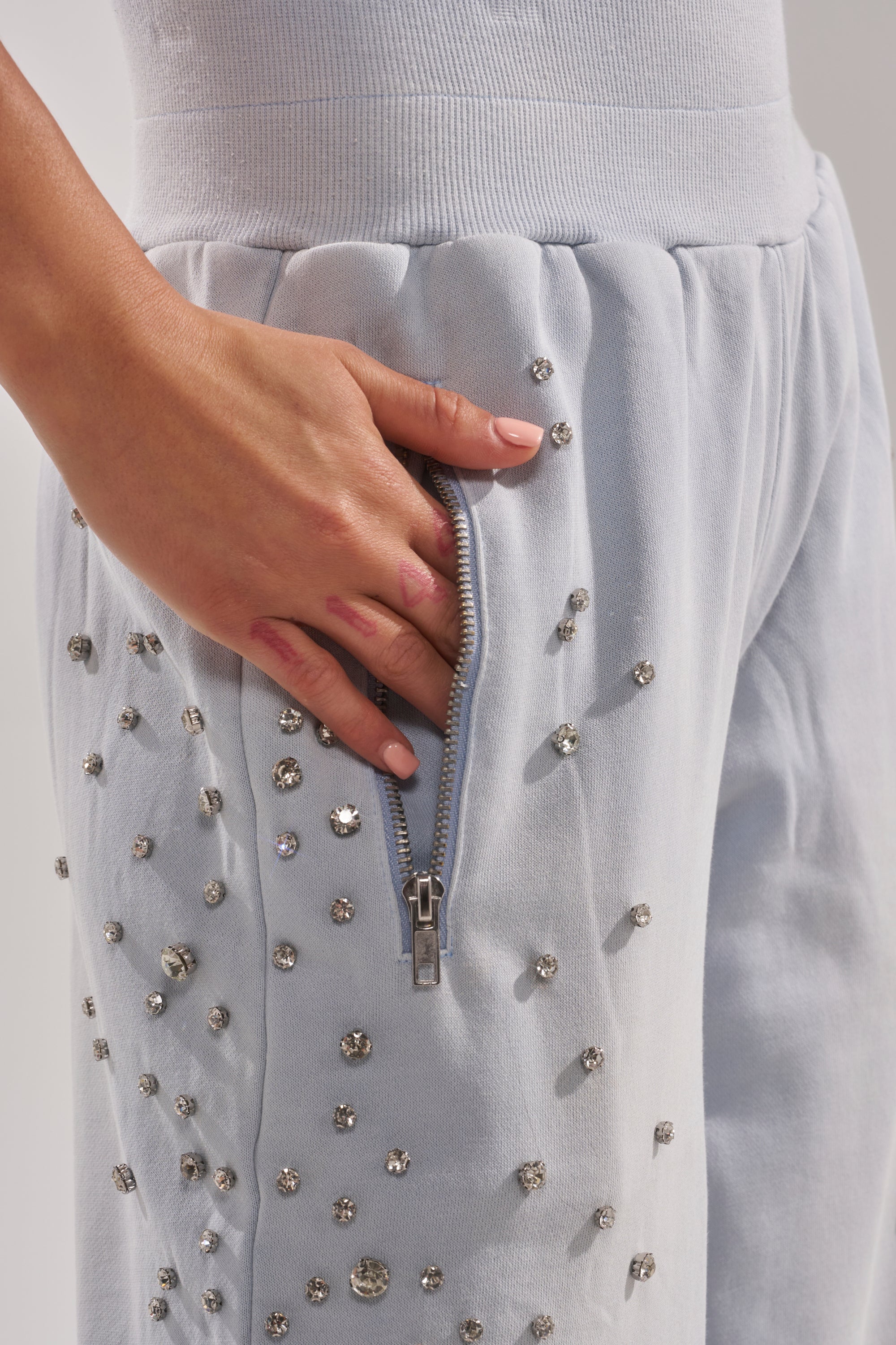 OH HOT DAMN EMBELLISHED JOGGER - Image 10