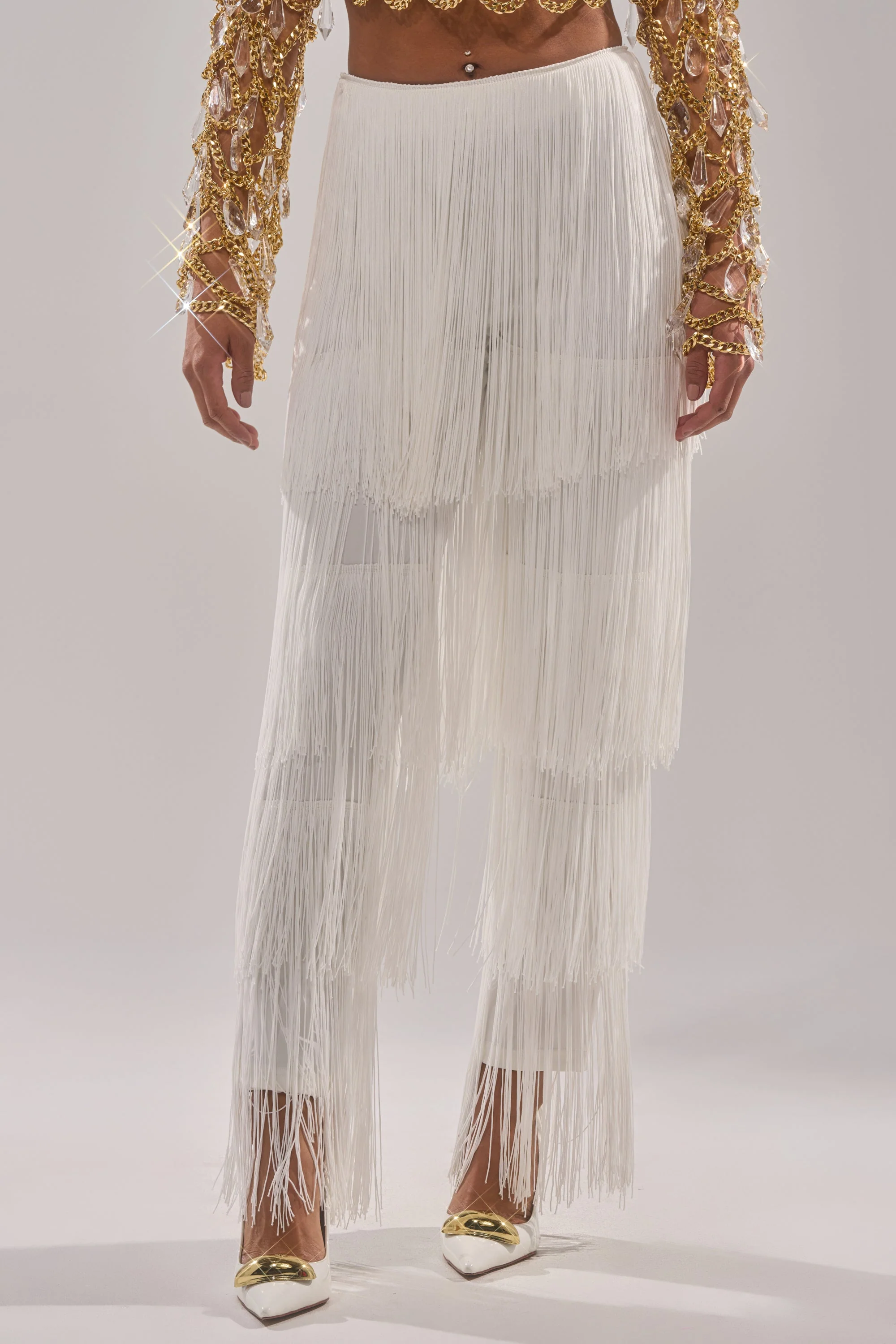 OH SO FRINGE PANTS IN WHITE - Image 3