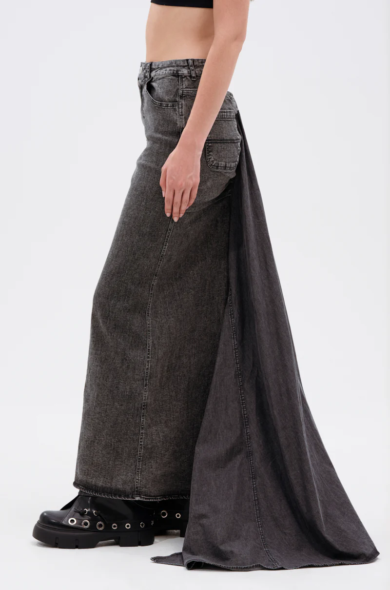 OH THE DRAMA DENIM MAXI SKIRT WITH TRAIN IN GREY - Image 5