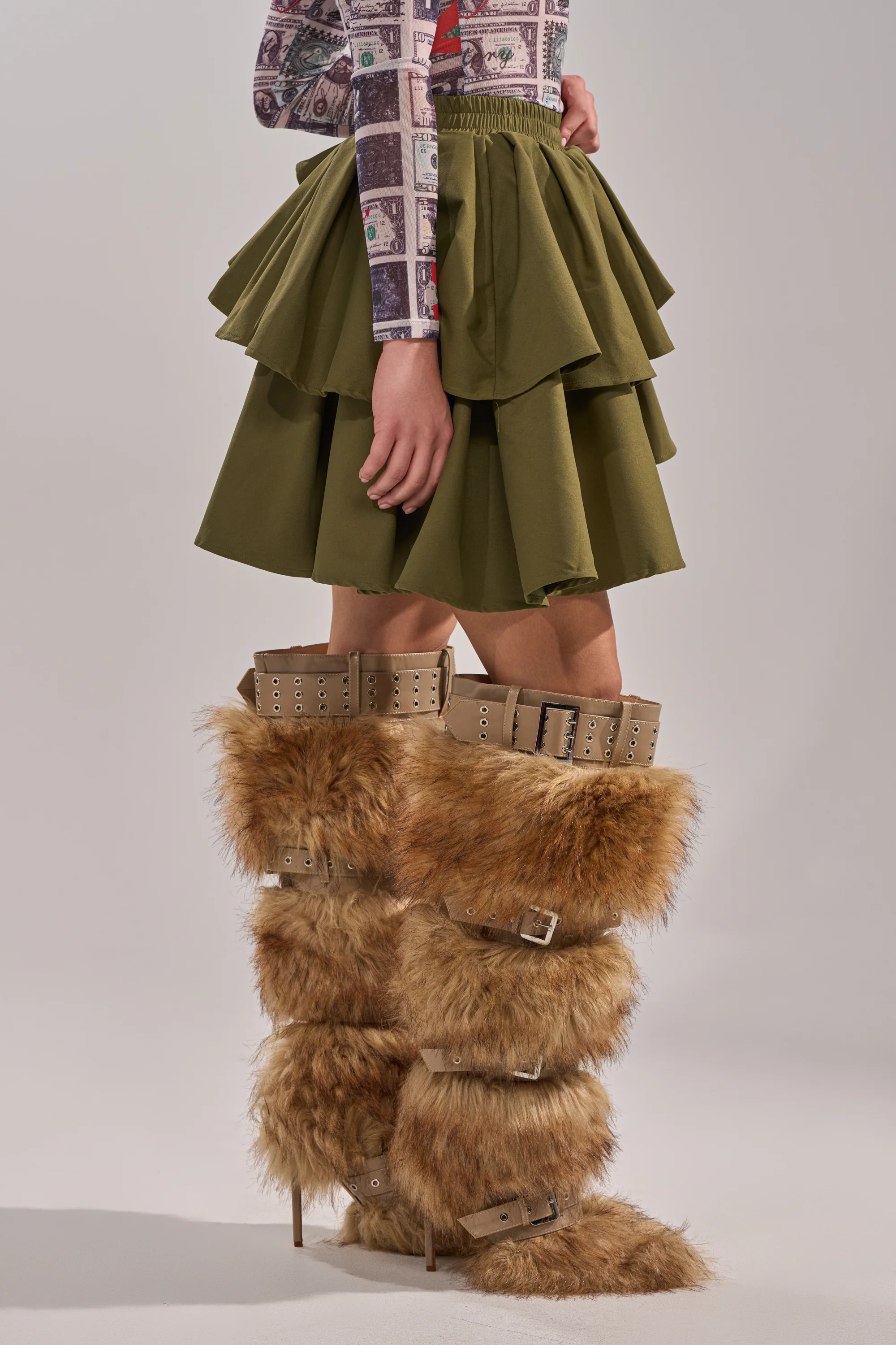 OLIVIA OLIVE MINI PLEATED SKIRT - Image 5