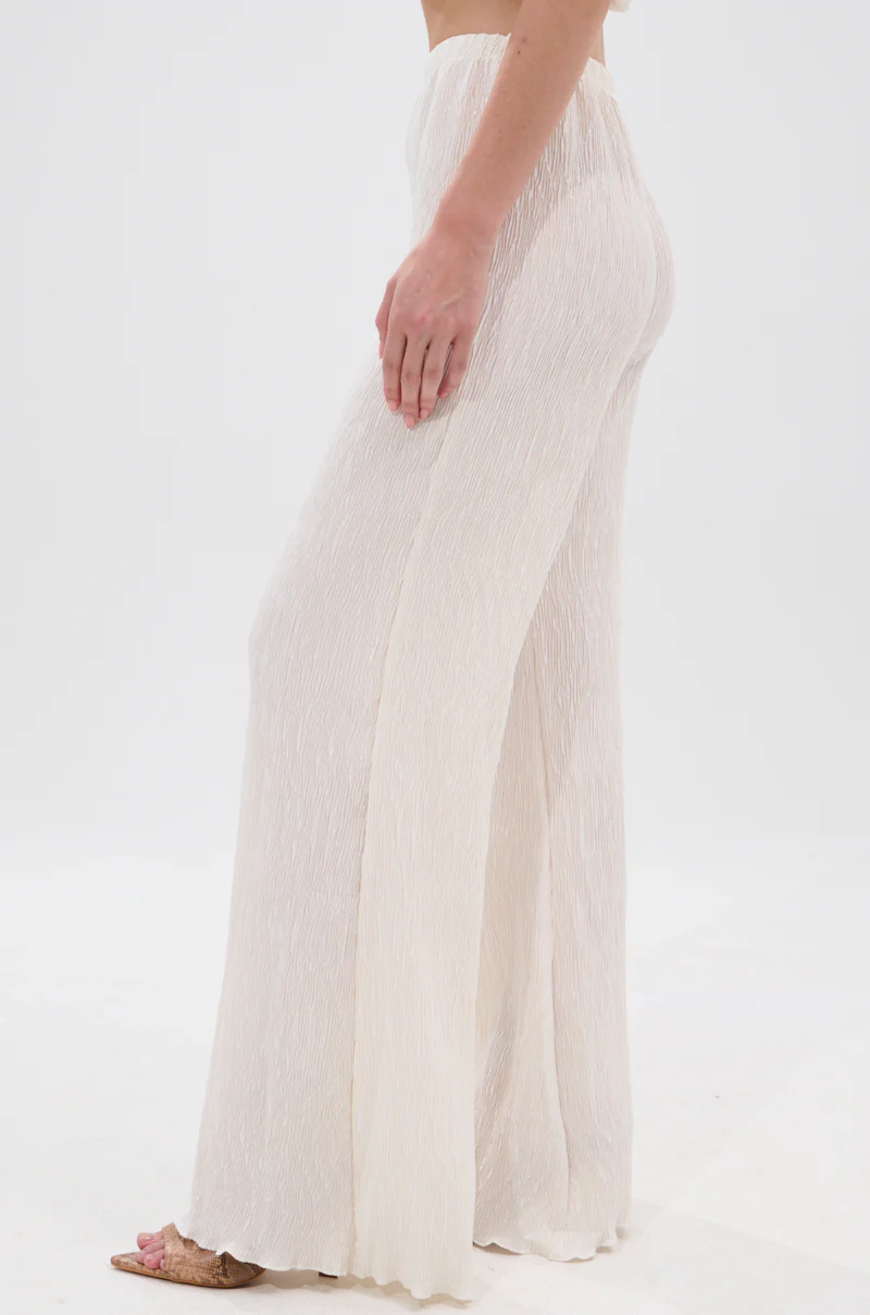 OLIVIA PLISSE PANT IN WHITE - Image 4