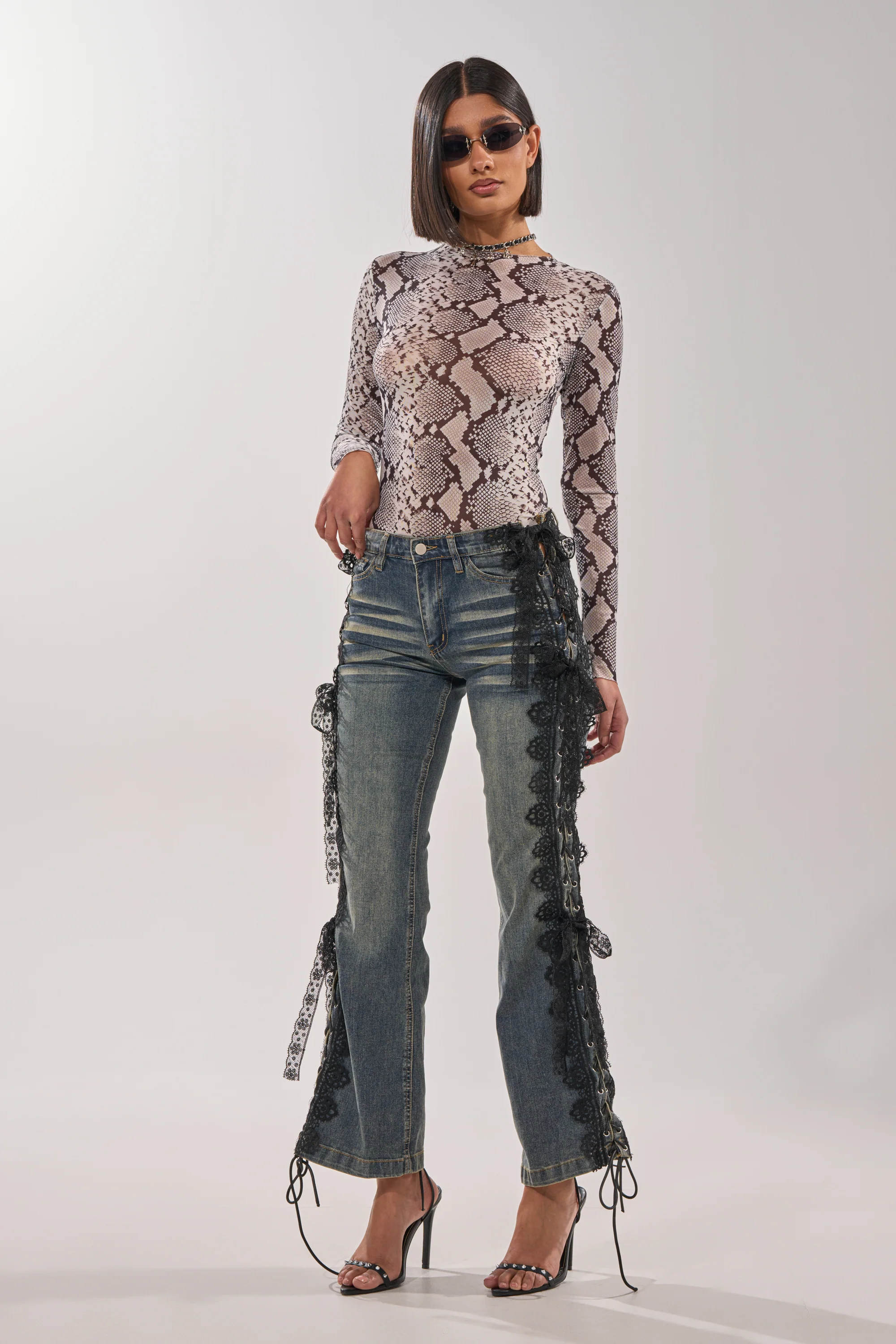 OMBRE SNAKE LONG SLEEVE MESH TOP IN GREY MULTI - Image 5