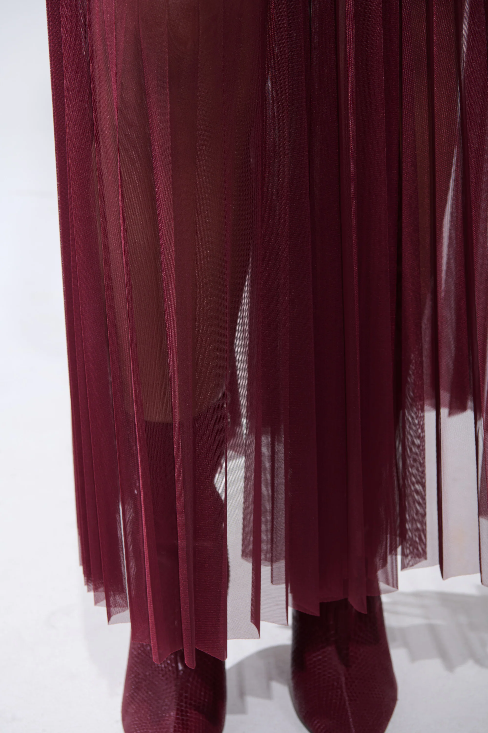 ON FIRE MESH MAXI SKIRT - Image 10