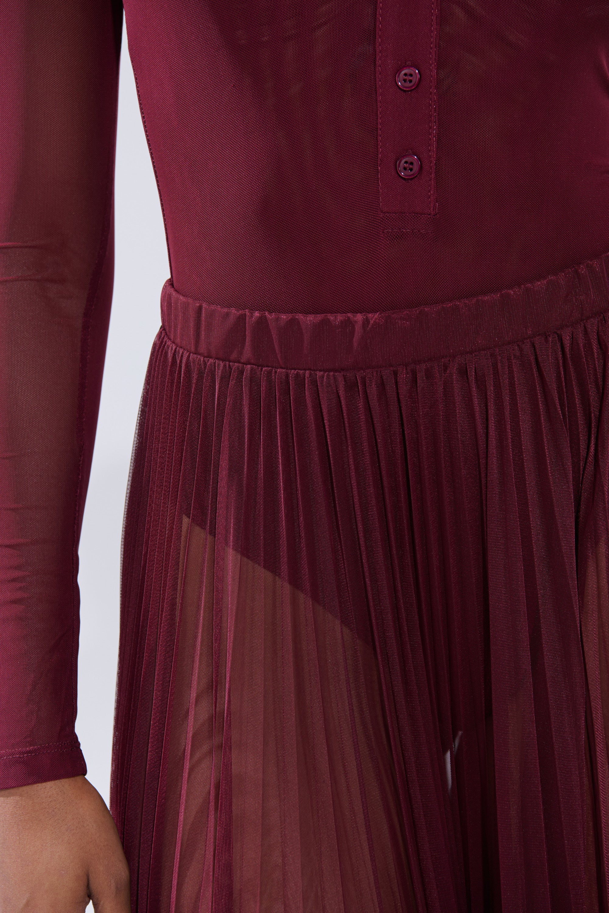 ON FIRE MESH MAXI SKIRT - Image 9