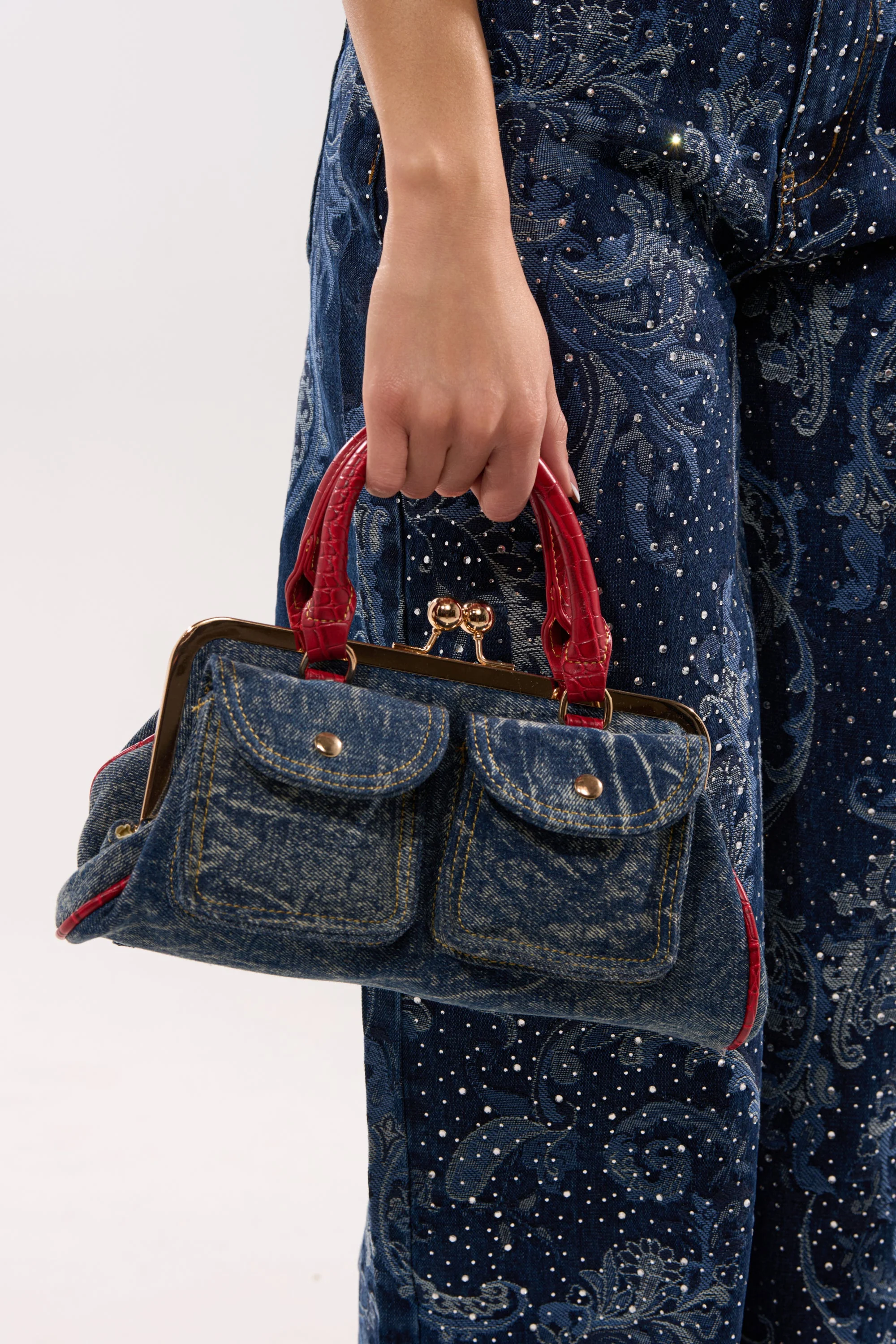ON THE FLIGHT CARGO COIN PURSE - Image 2