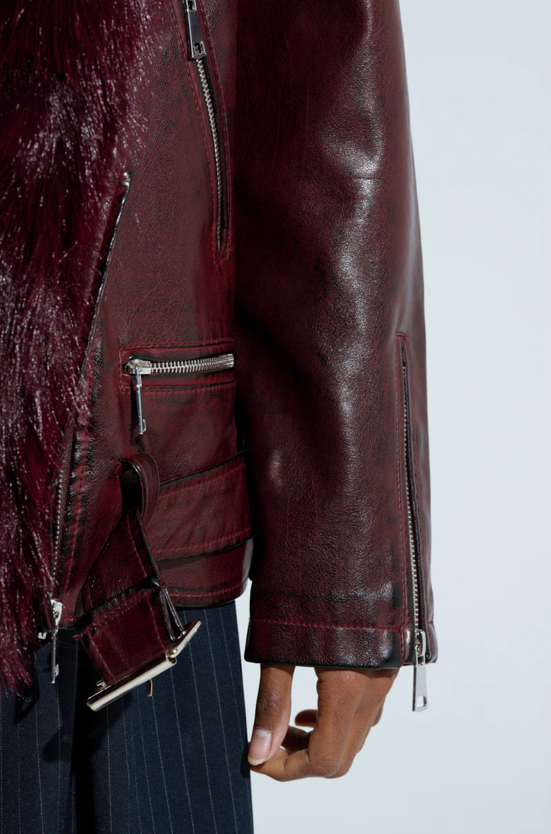 ON THE GO FUR TRIM MOTO IN BURGUNDY - Image 12