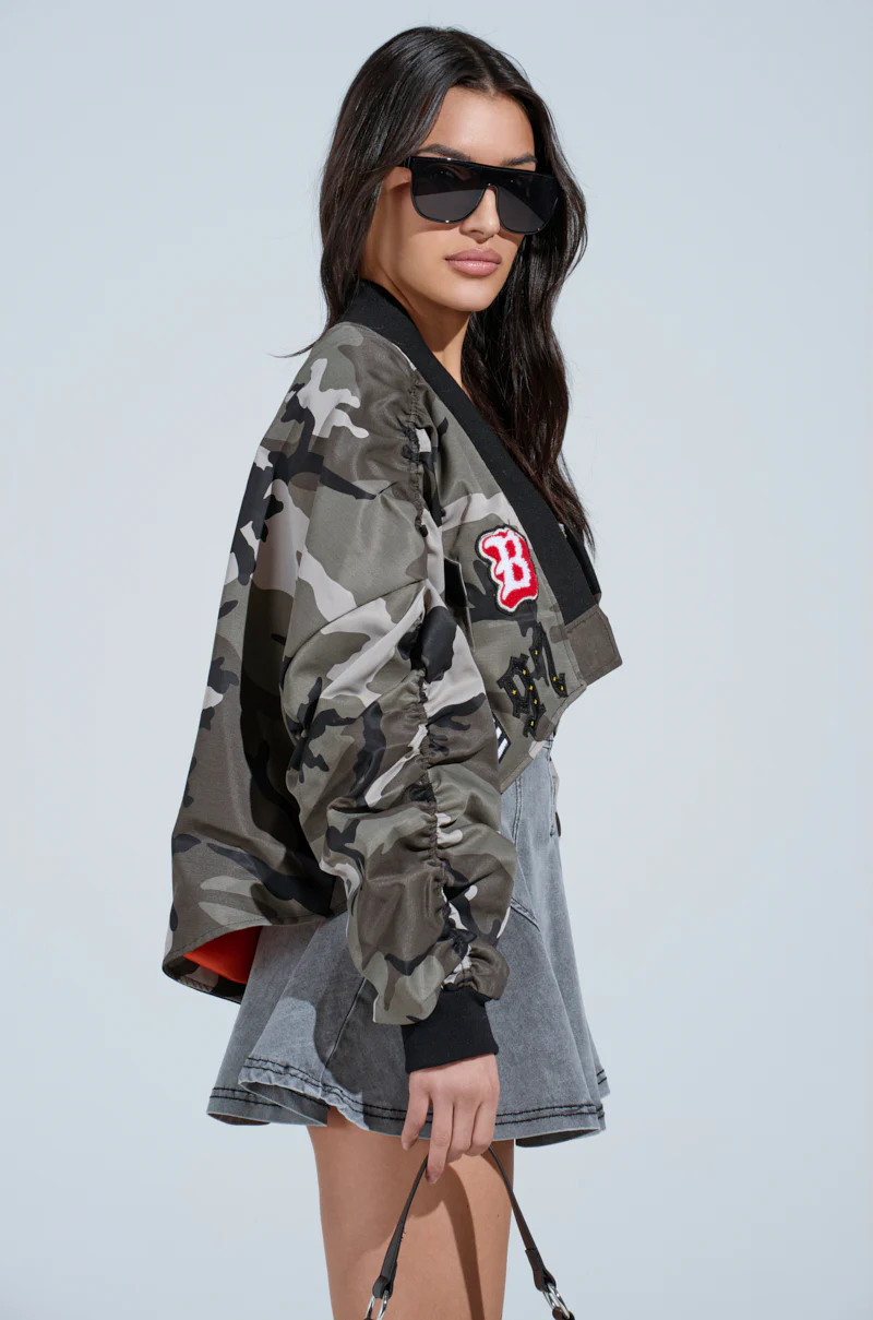 ON THE RUN CAMO SHRUG