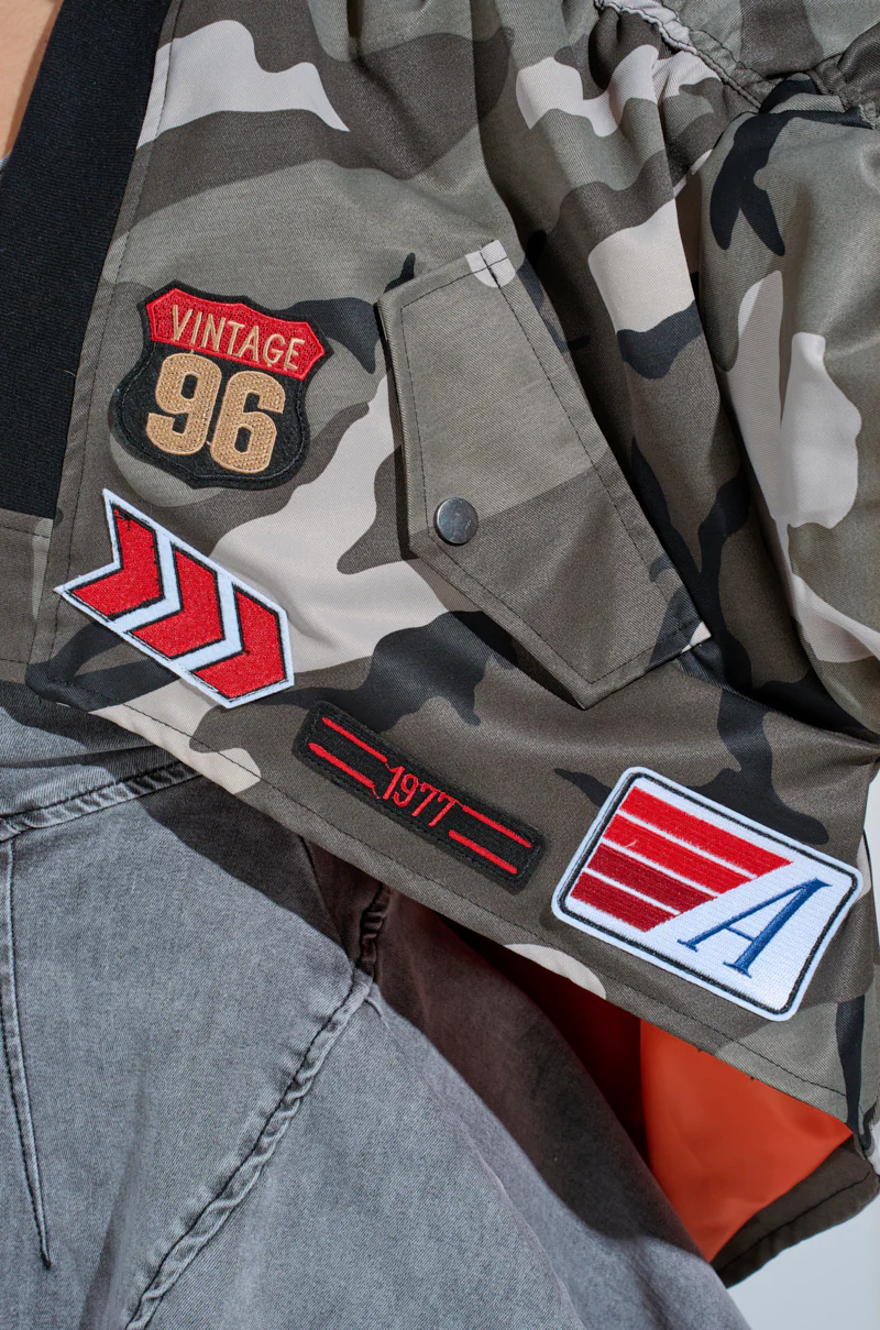 ON THE RUN CAMO SHRUG - Image 8