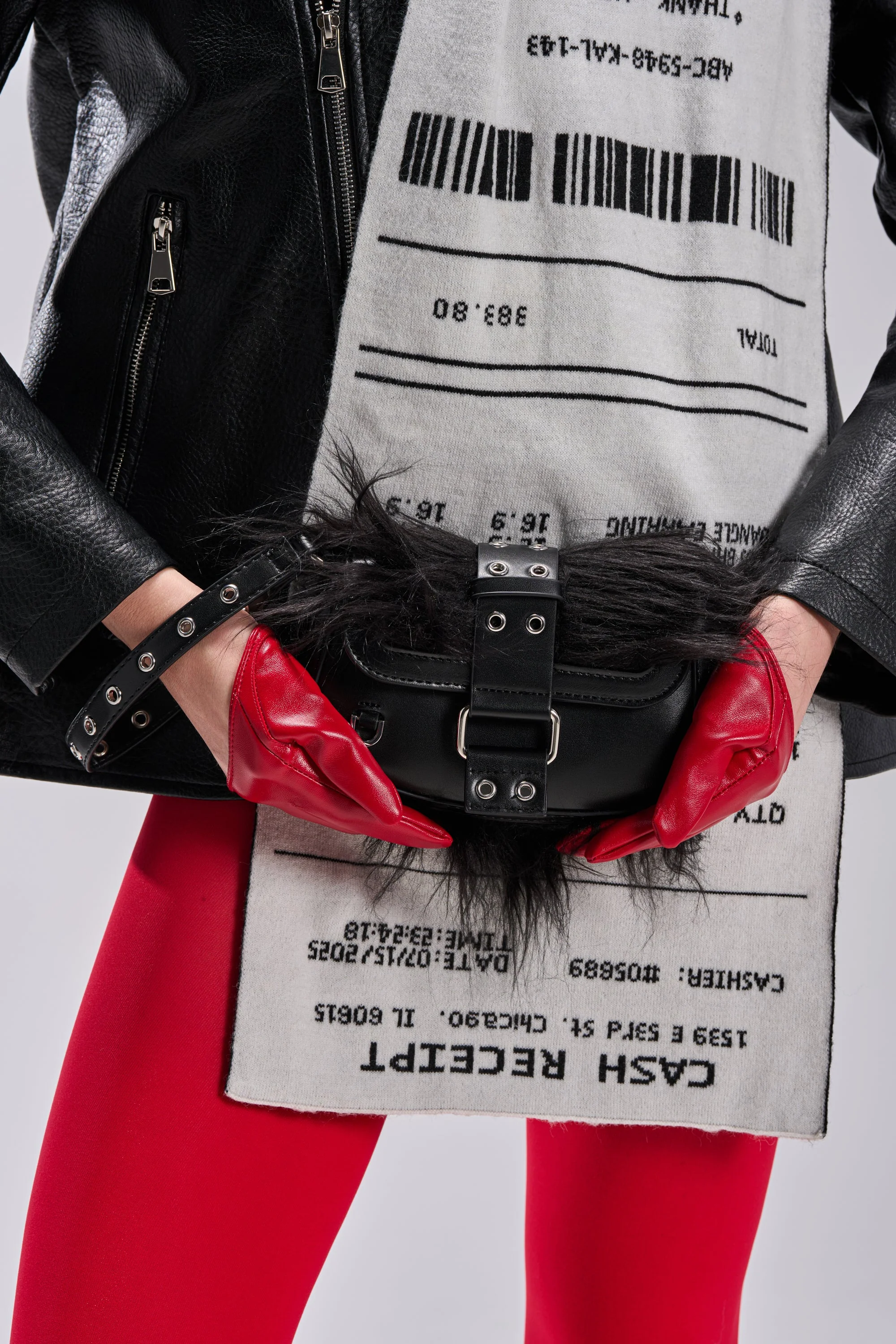 ON THE TOWN WRISTLET - Image 2