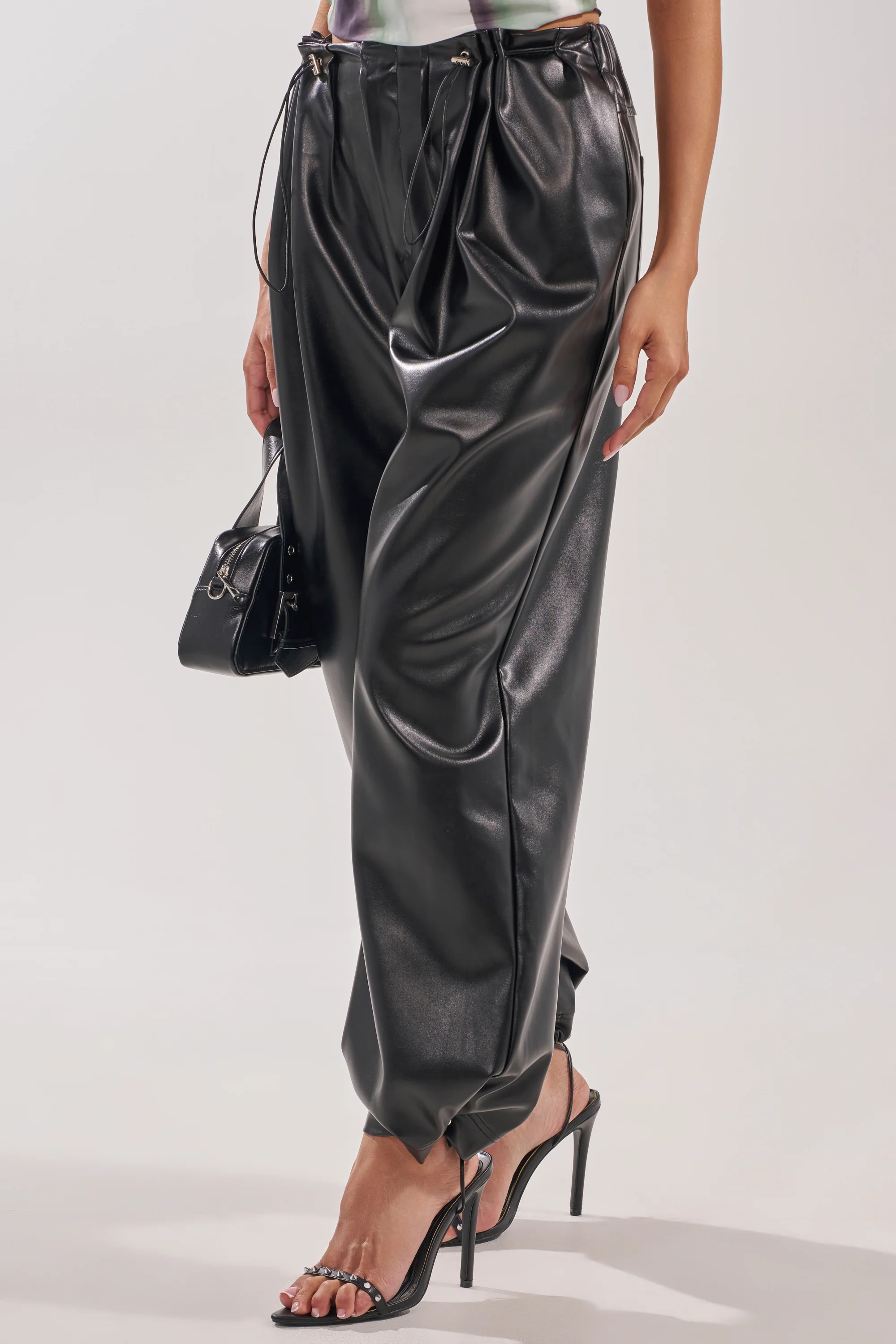 ON TOP OF IT FAUX LEATHER TROUSER - Image 4
