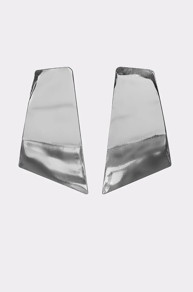 ON YOUR FEED EARRING