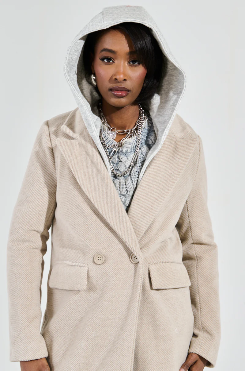 ONLY ONE LAYERED TRENCH - Image 8
