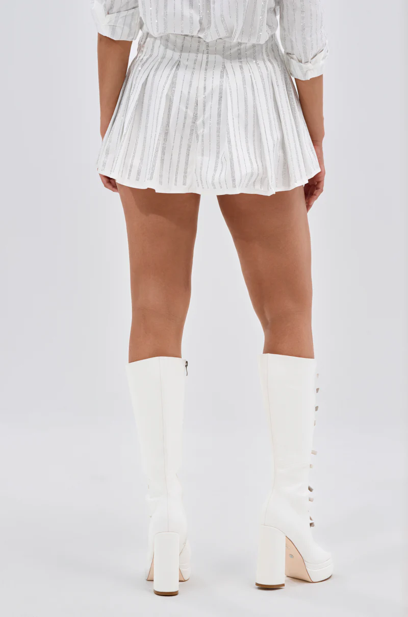 ONTO THE NEXT EMBELLISHED PLEATED MINI SKIRT IN WHITE - Image 5