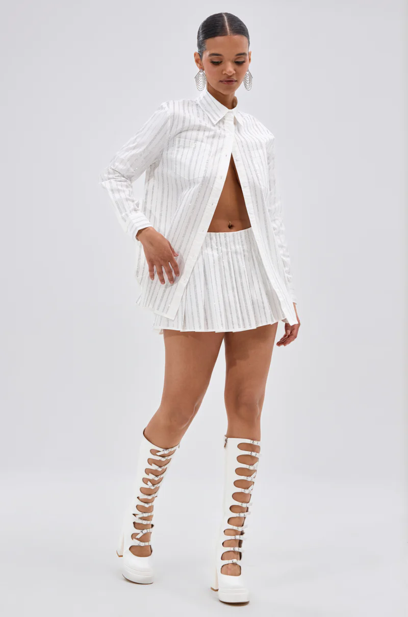 ONTO THE NEXT EMBELLISHED PLEATED MINI SKIRT IN WHITE - Image 7