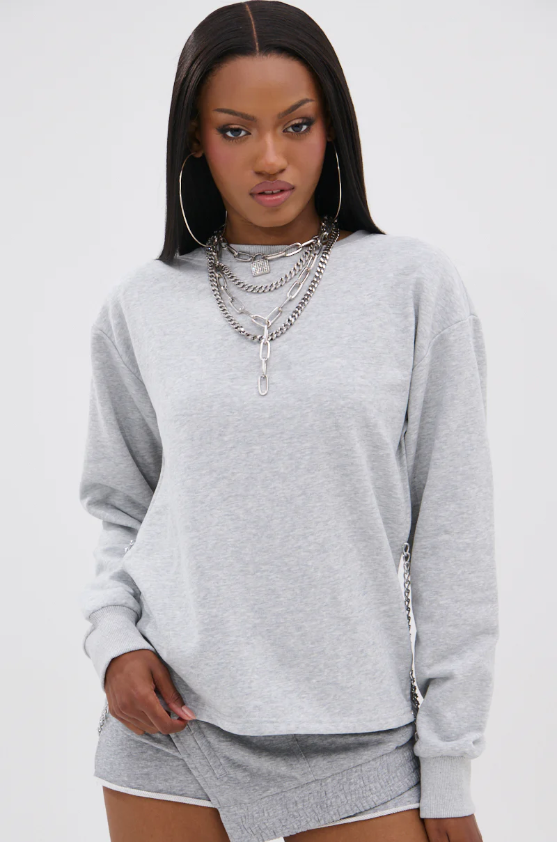 OPEN BACK CHAIN DETAIL SWEATSHIRT IN GREY - Image 3