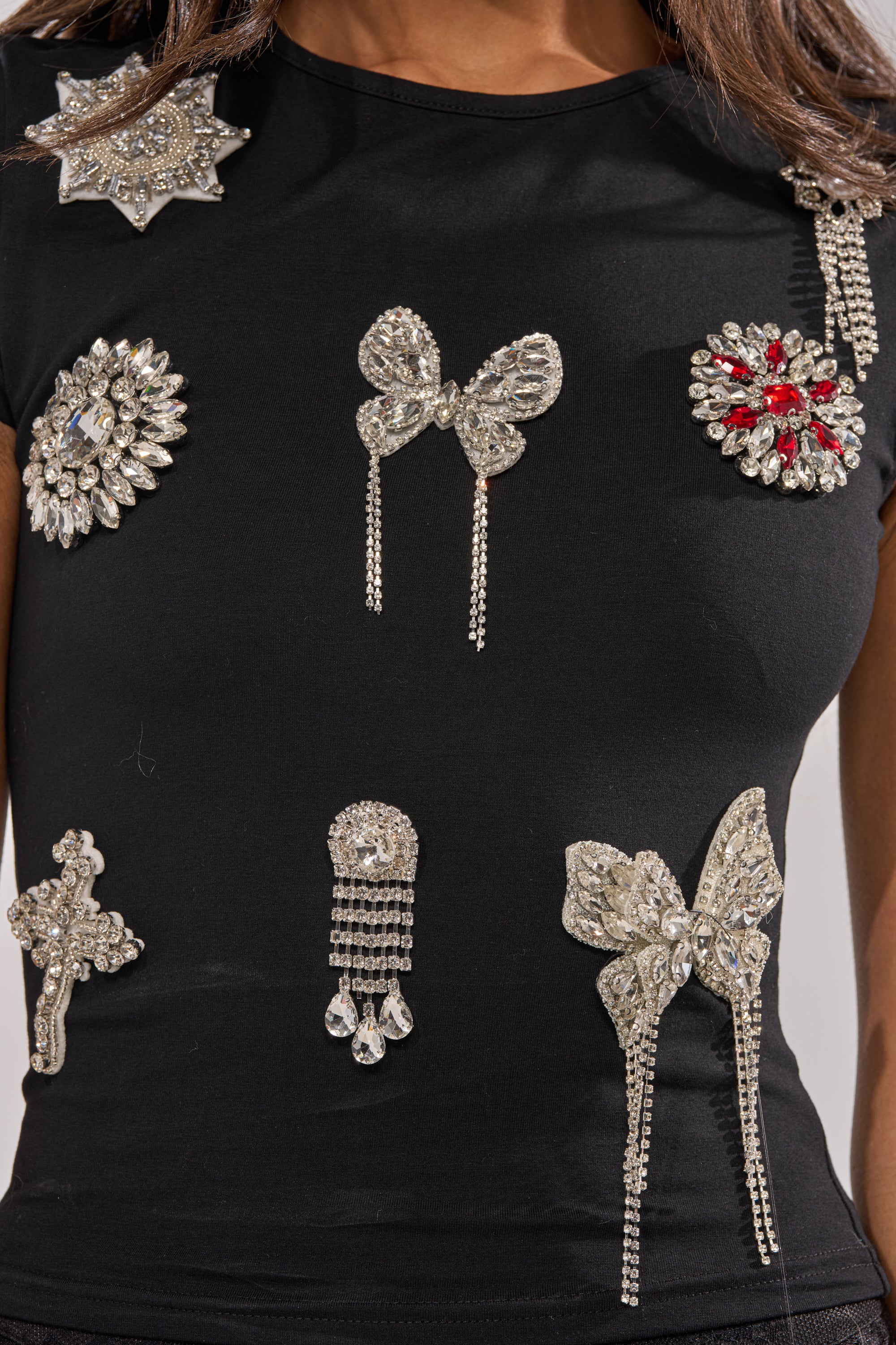 ORNAMENTAL RHINESTONE TEE - Image 7
