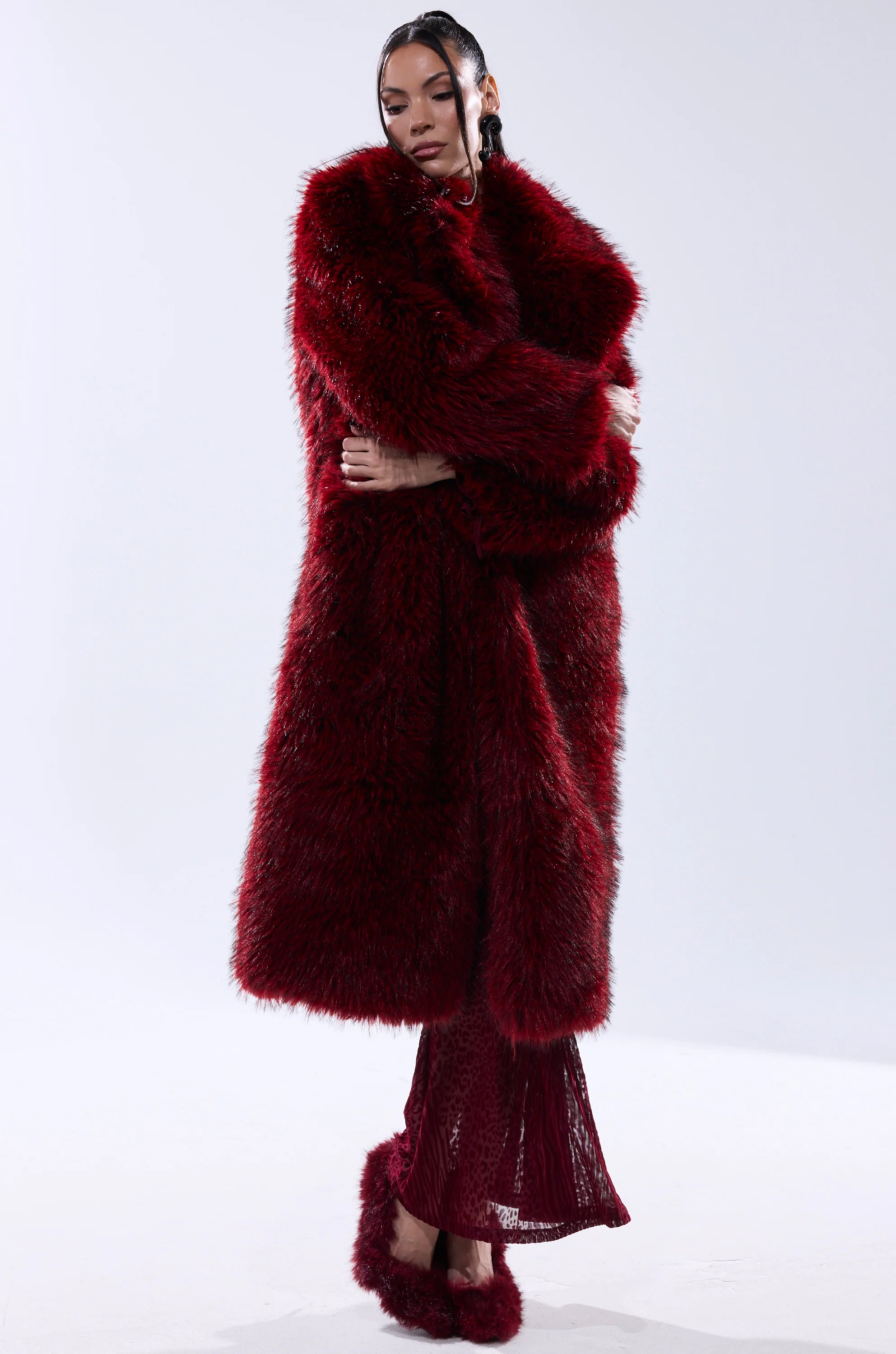 OSLO FAUX FUR COAT IN RED MULTI - Image 7