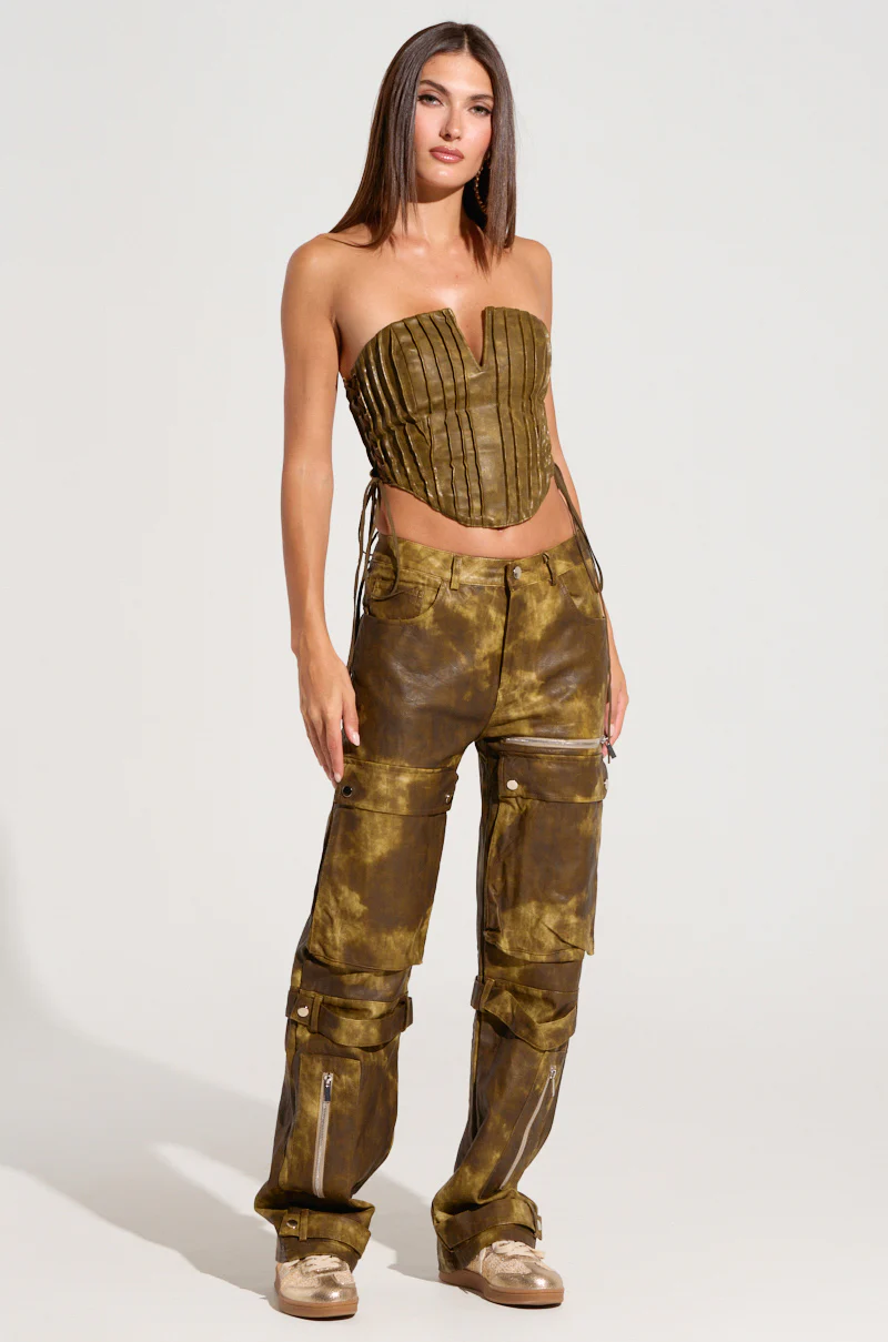 OUT LIKE A BANDIT FAUX LEATHER CORSET - Image 5