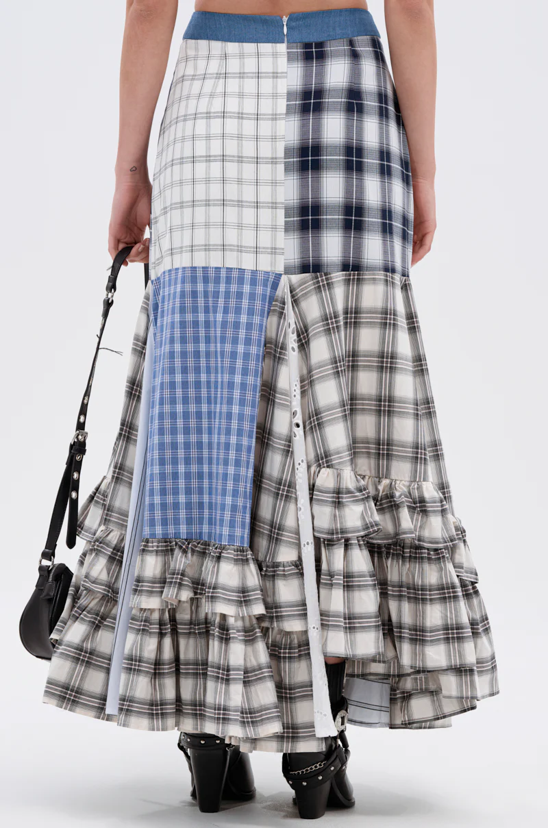 OUT OF ALIGNMENT PLAID MIDI SKIRT - Image 5