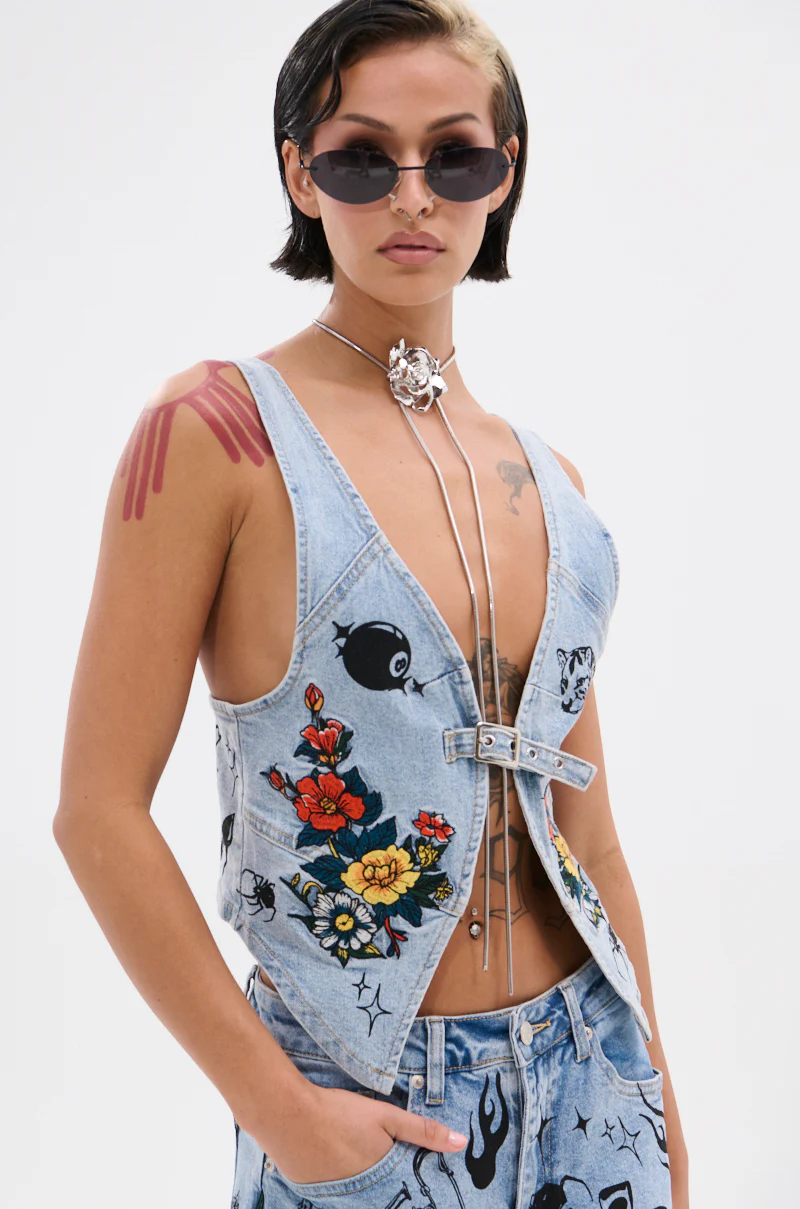 OUT OF MY LEAGUE DENIM HALTER TOP - Image 2