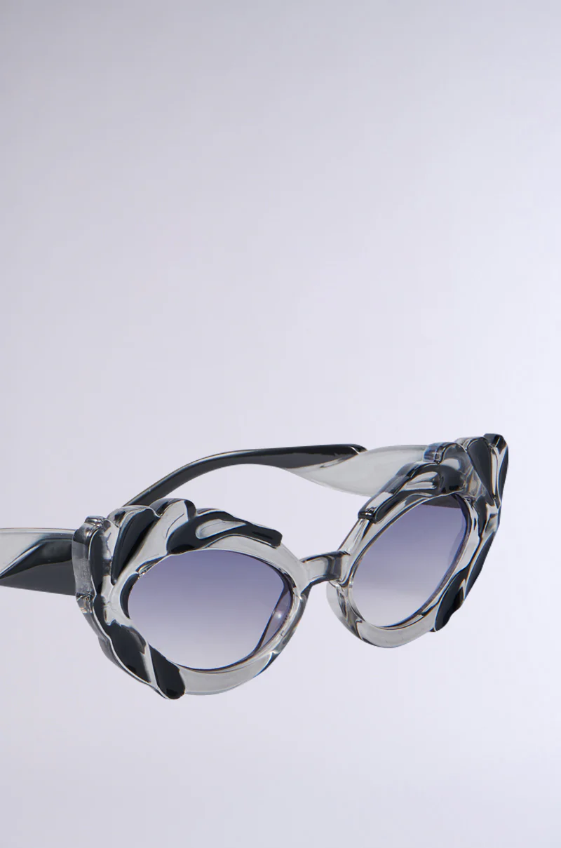 OUT OF THIS WORLD SUNGLASSES - Image 4