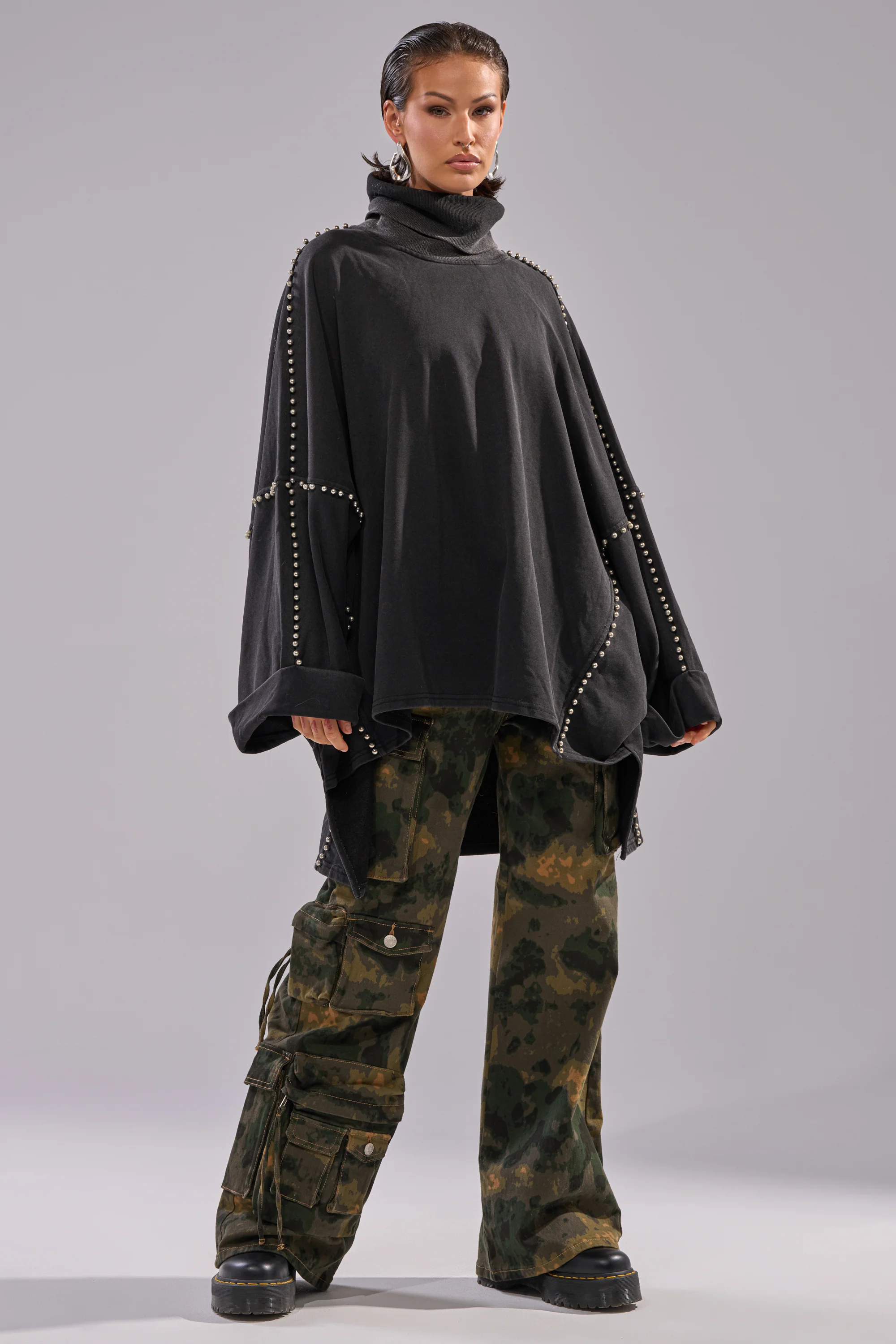 OVER IT TURTLE NECK OVERSIZED SWEATSHIRT - Image 8