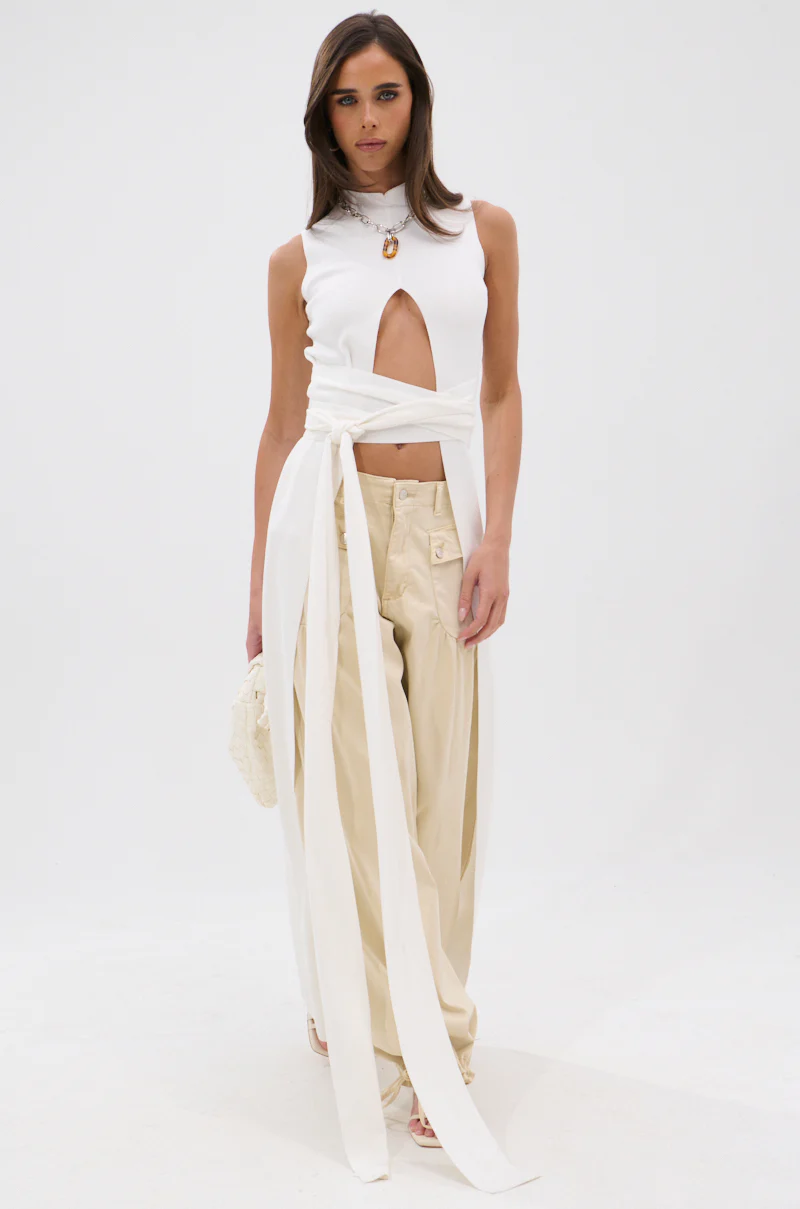 OVER THE TOP CUTOUT SWEATER - Image 2