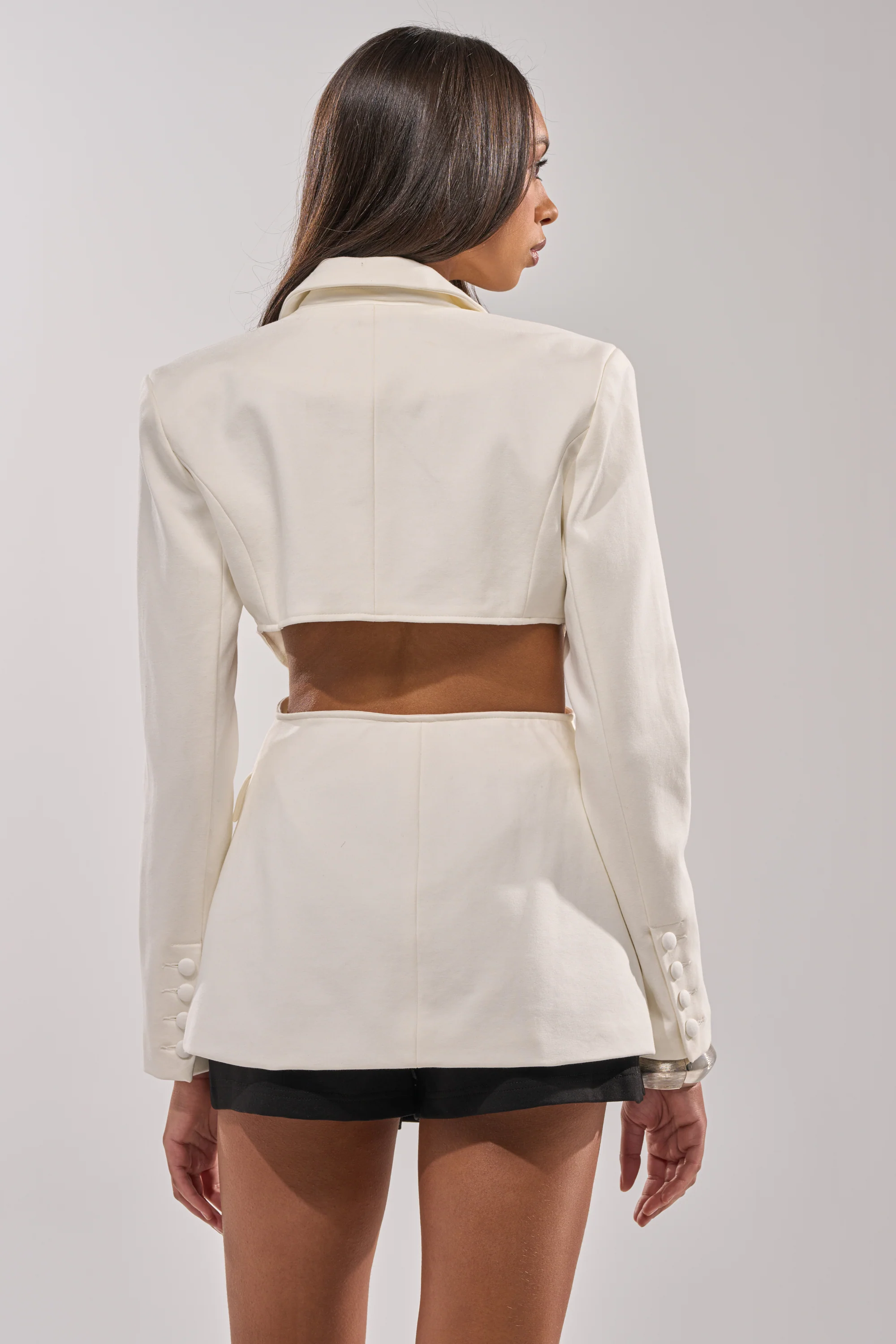 PARTY IN THE BACK CUTOUT BLAZER IN WHITE - Image 5