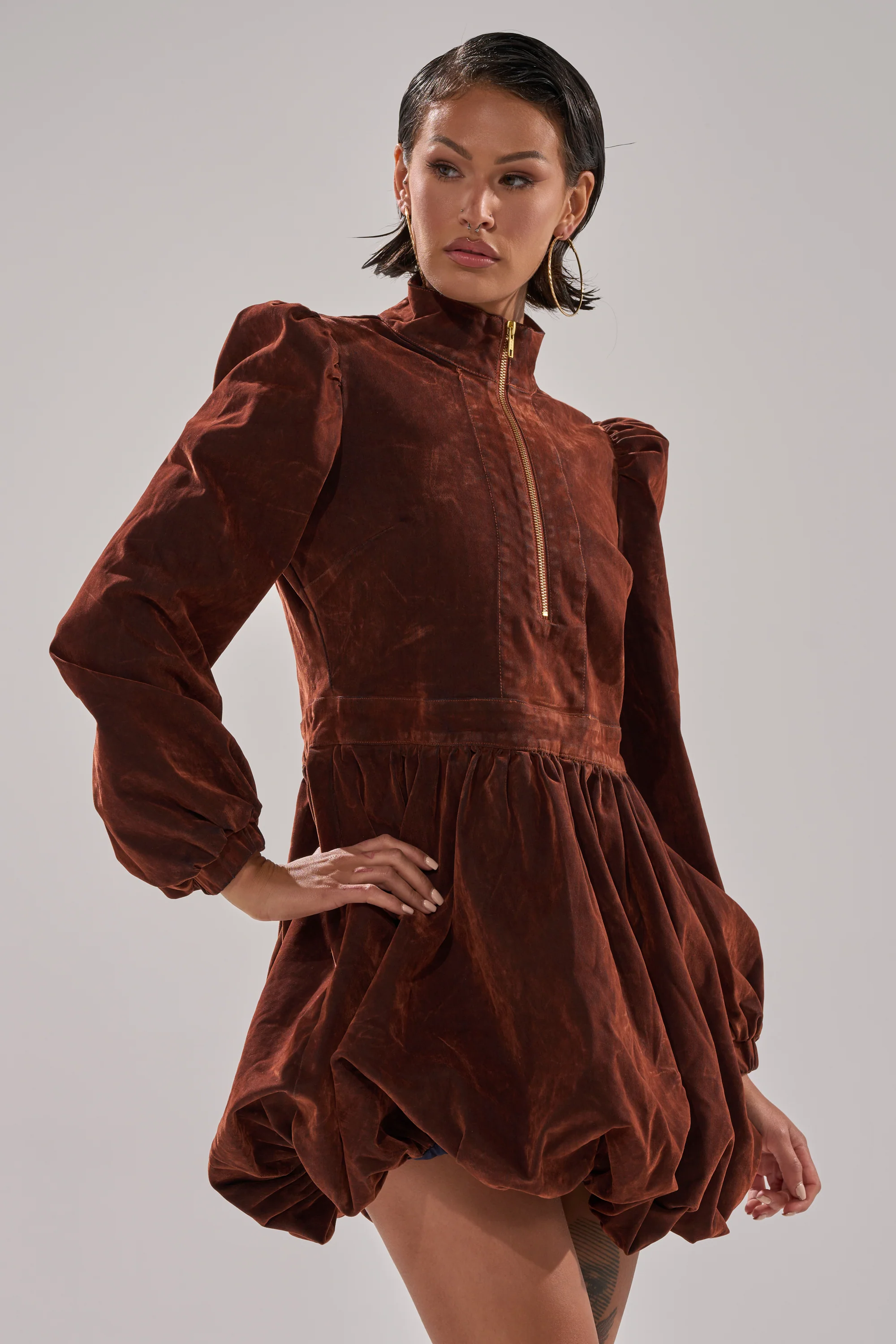 PASS THE BUBBLY MINI DRESS IN VELVET DENIM - Image 3