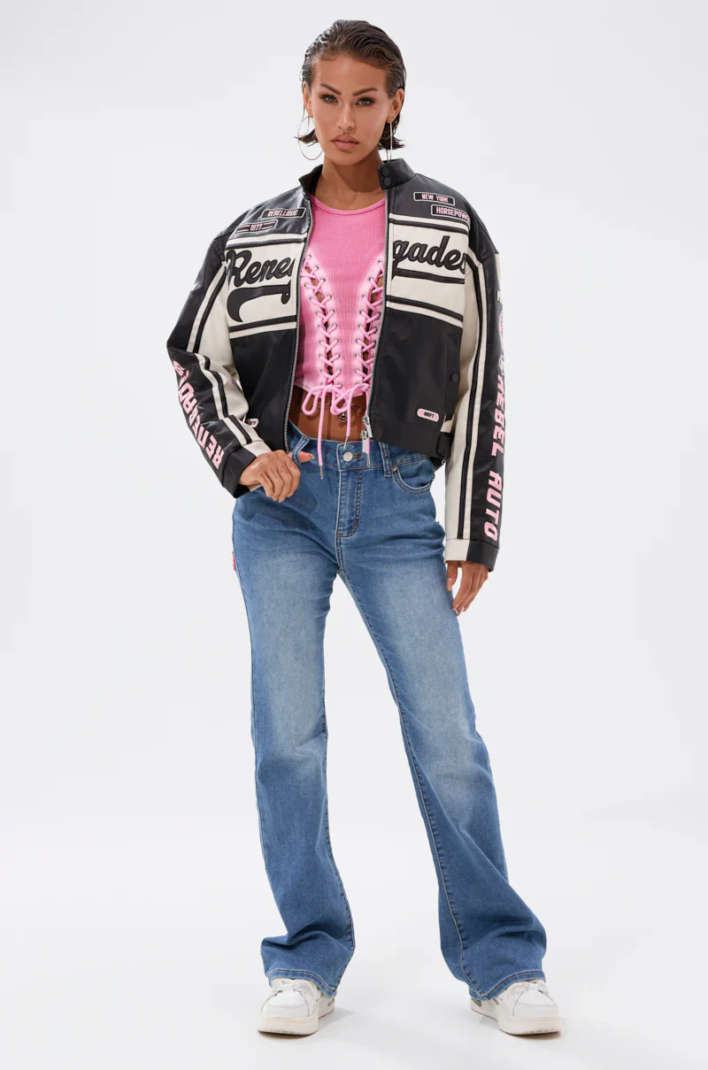 PATCH ME IF YOU CAN POCKET DETAIL JEANS - Image 7