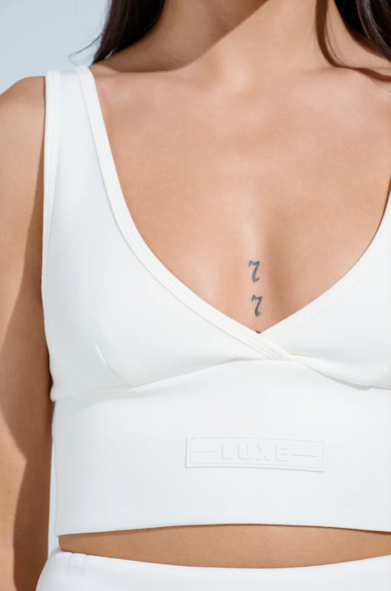 PAXTON SUPERLUXE SLEEVELESS LONGLINE BRALETTE IN WHITE - Image 7