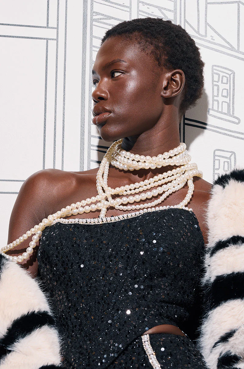 PENELOPE STATEMENT PEARL NECKLACE - Image 4