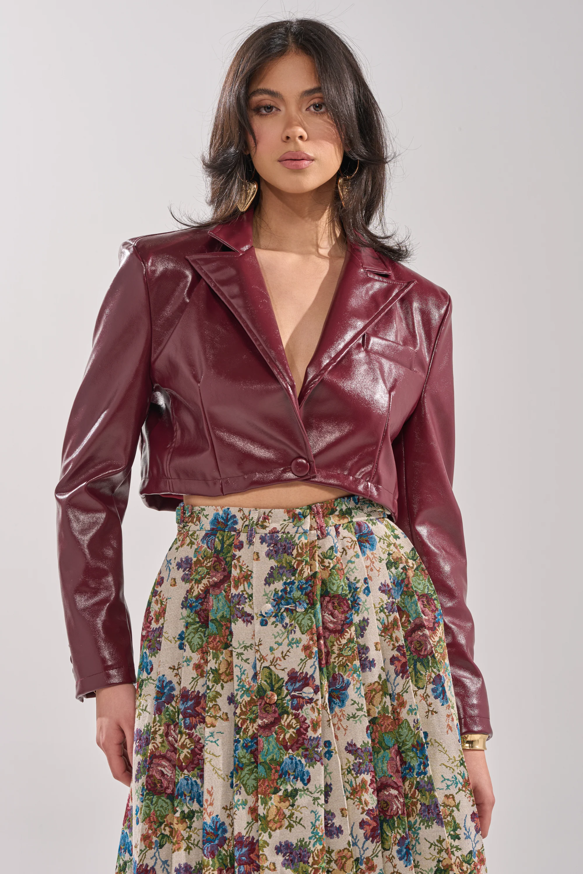 PENNY CROPPED FAUX LEATHER BLAZER - Image 2