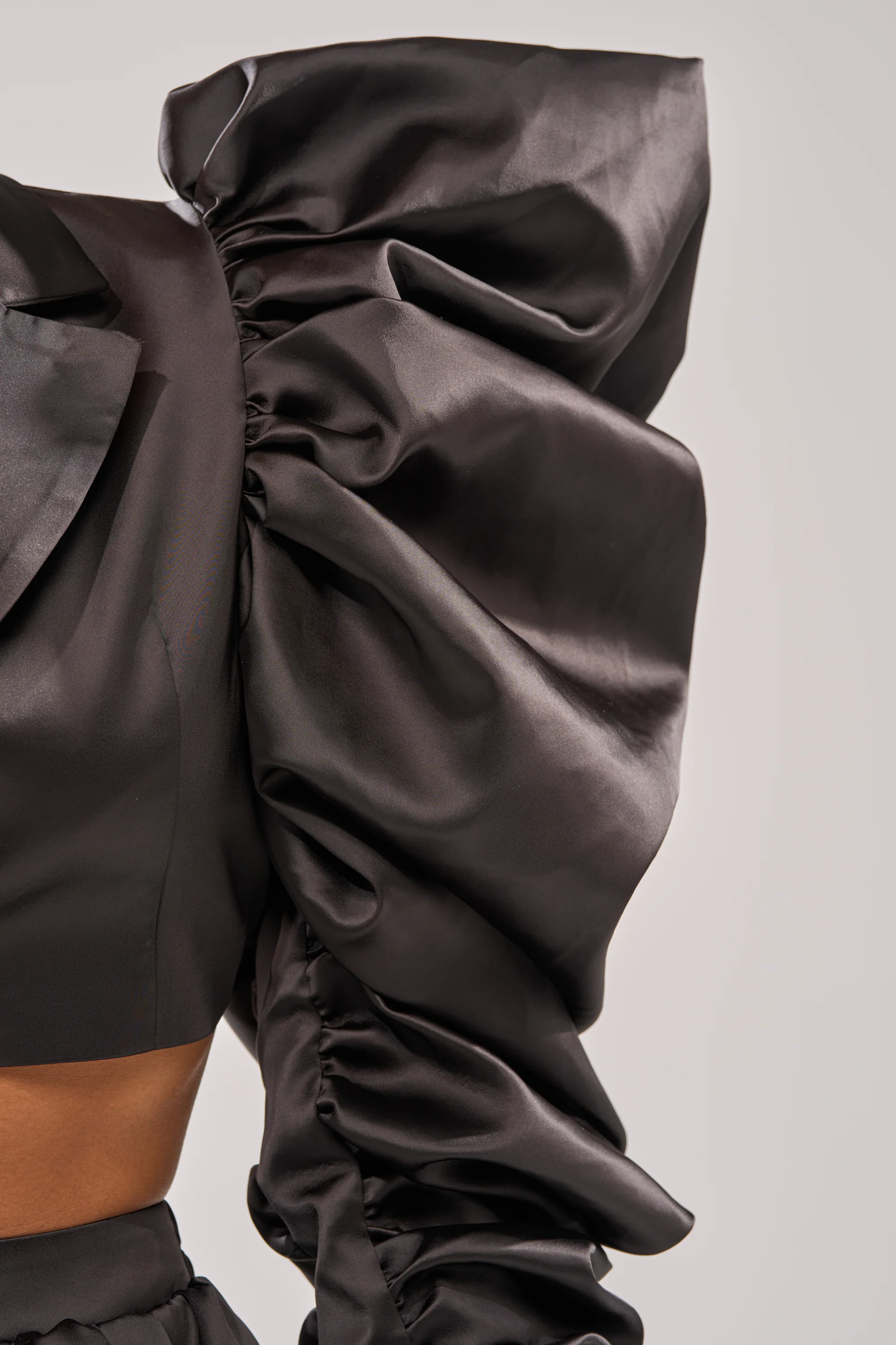 PHOEBE PUFF SLEEVE BLAZER - Image 9