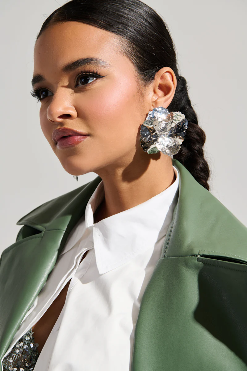 PICTURE PERFECT EARRING - Image 2