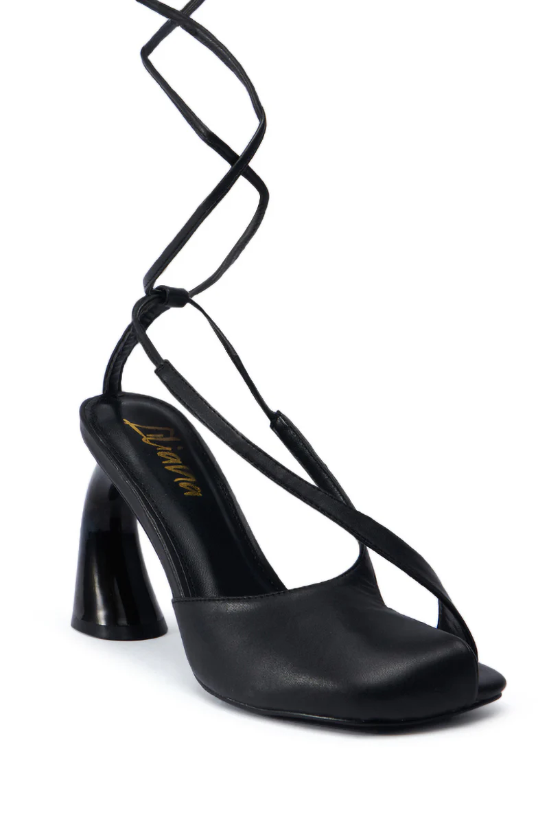 PIRATE BLACK PUMP - Image 6