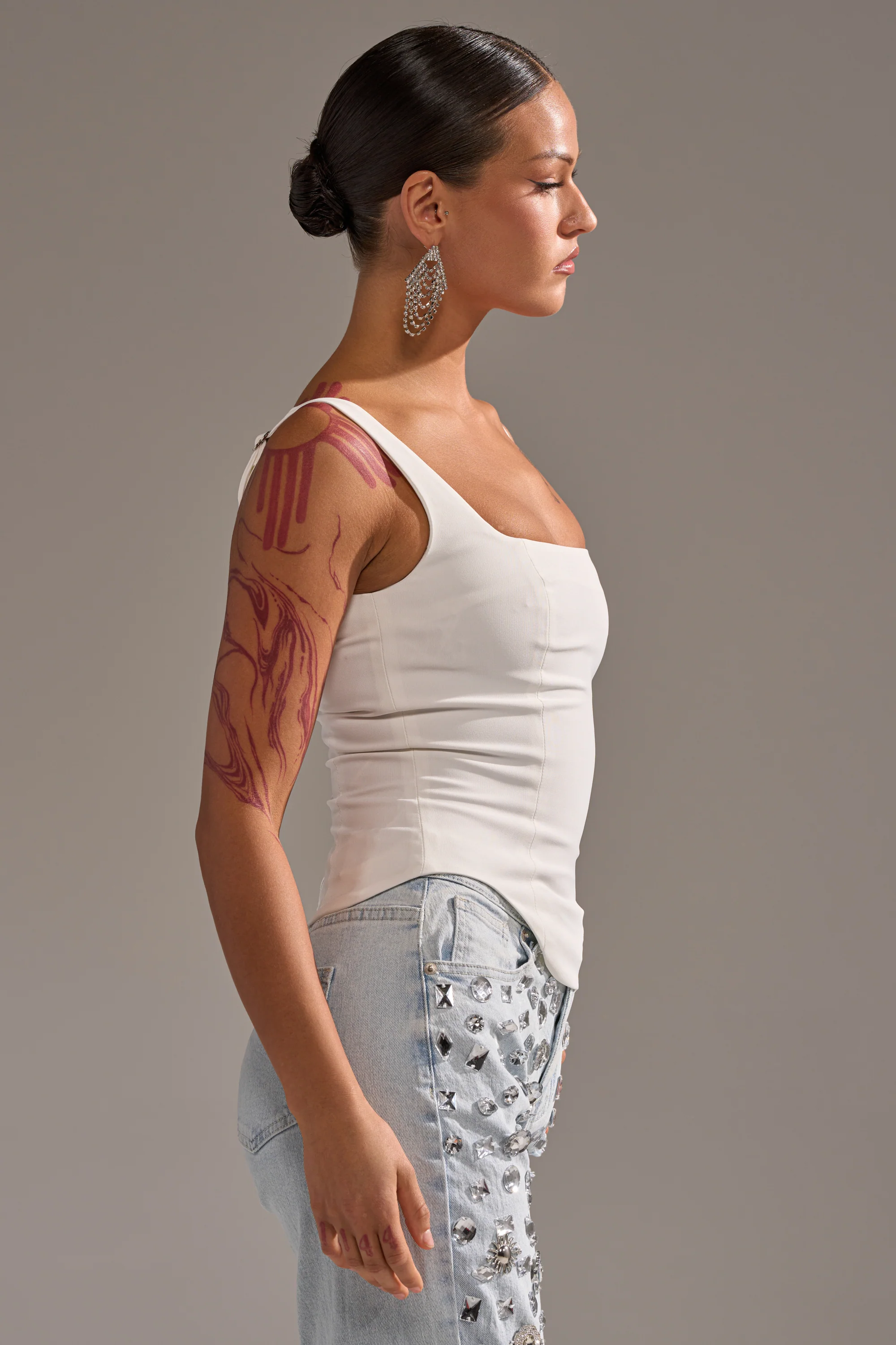 PLAIN JANE SLEEVELESS BLOUSE - Image 4