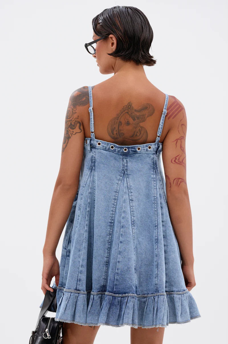 PLEATED UP MINI DRESS IN DENIM - Image 5