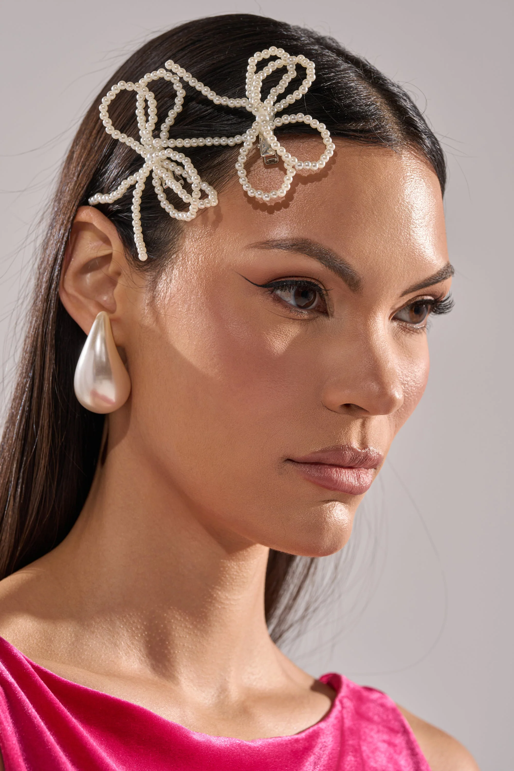 POLLY PEARL HAIR CLIP SET - Image 2