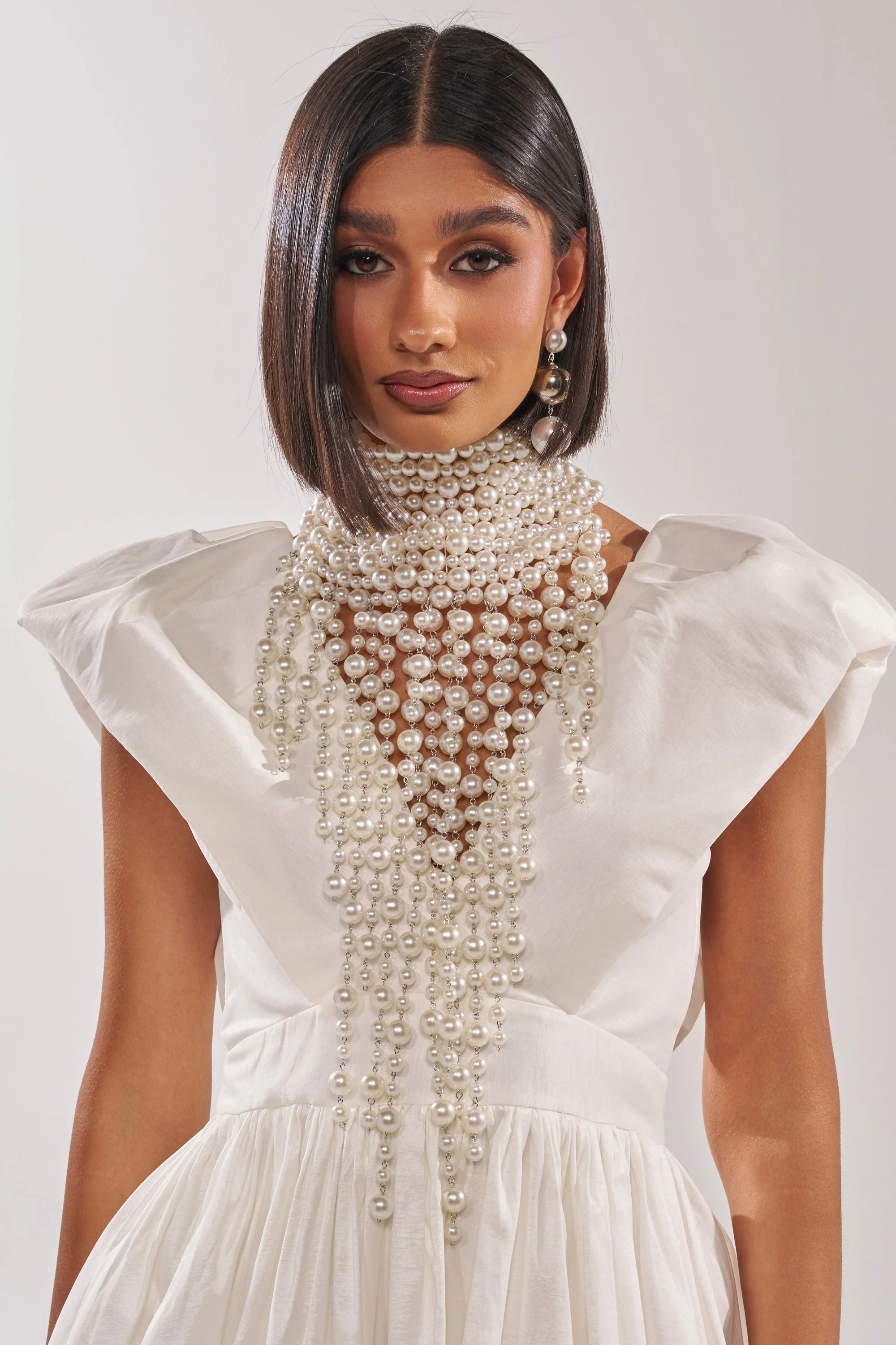 POLLY PEARL STATEMENT NECKLACE