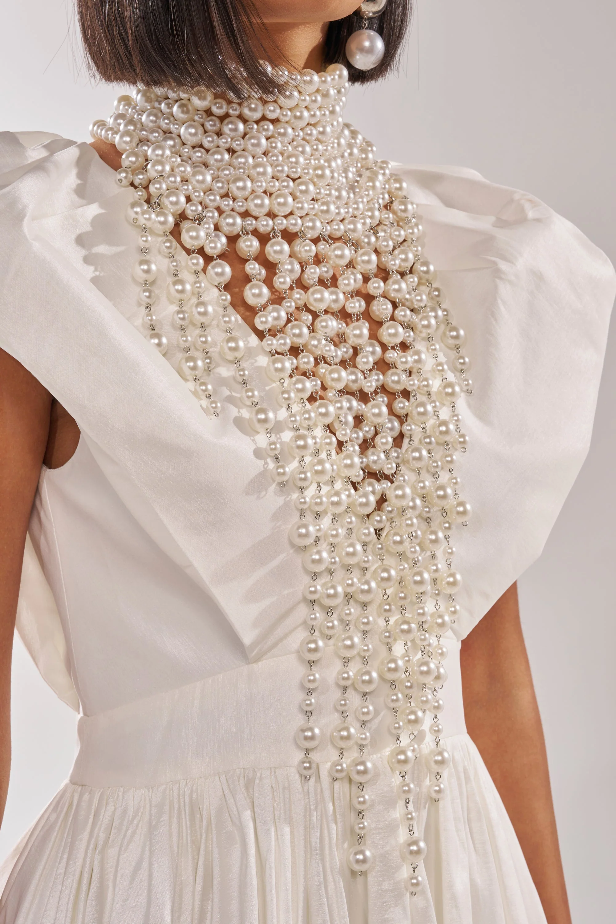 POLLY PEARL STATEMENT NECKLACE - Image 2