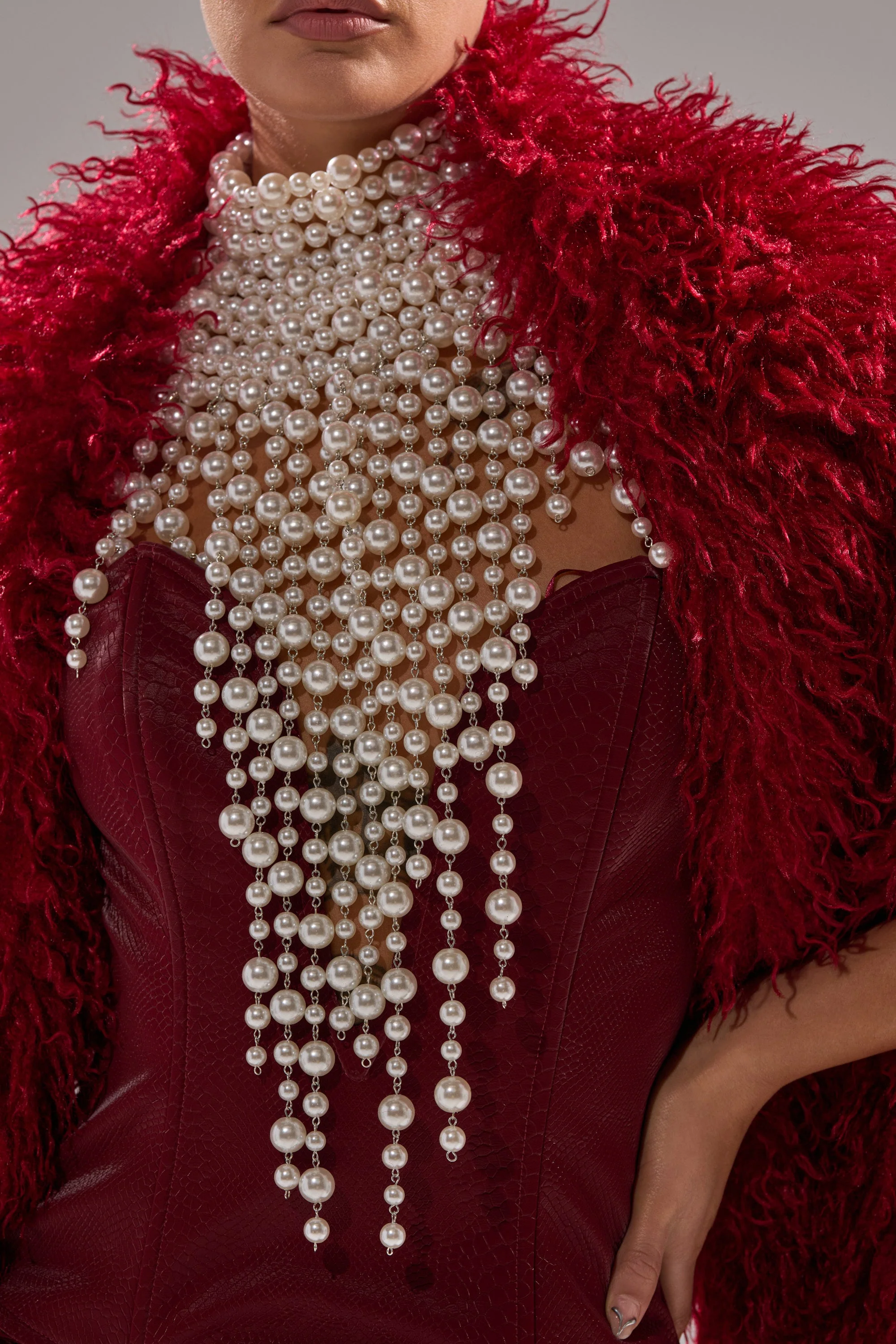 POLLY PEARL STATEMENT NECKLACE - Image 4
