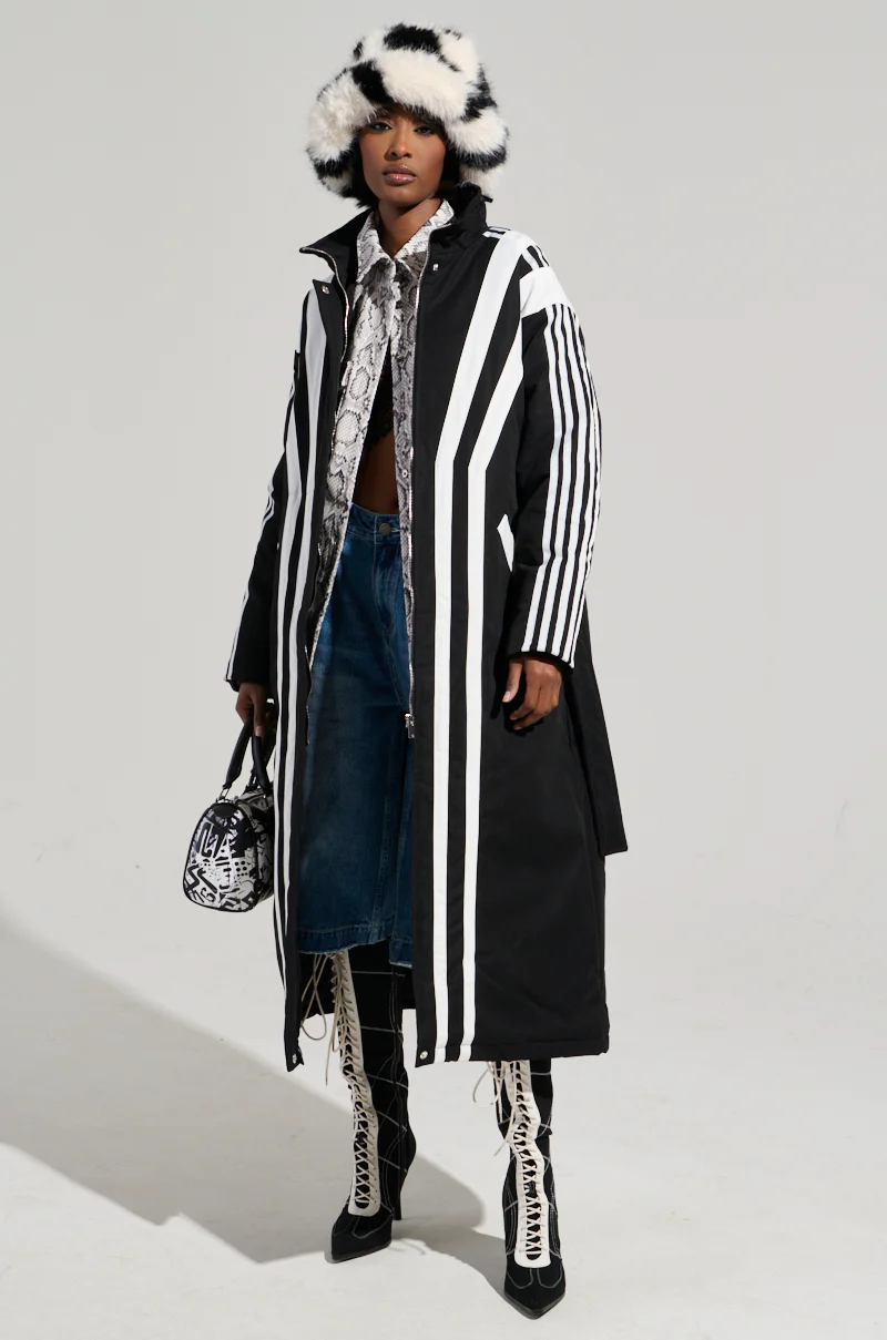 POP OUT NYLON TRENCH - Image 2
